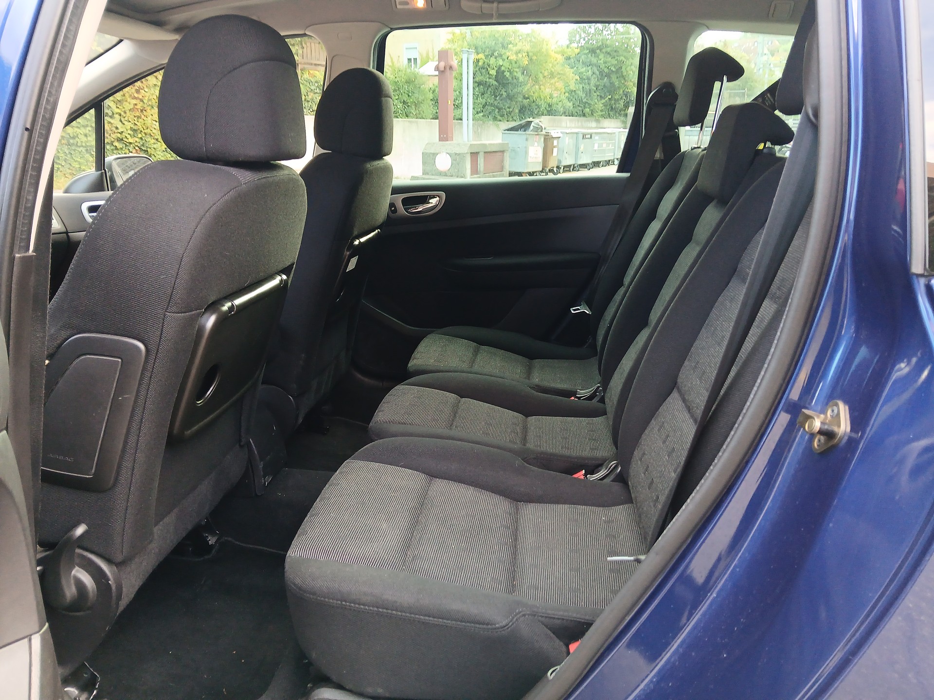 PEUGEOT 307 2.0 16V XS-image-11
