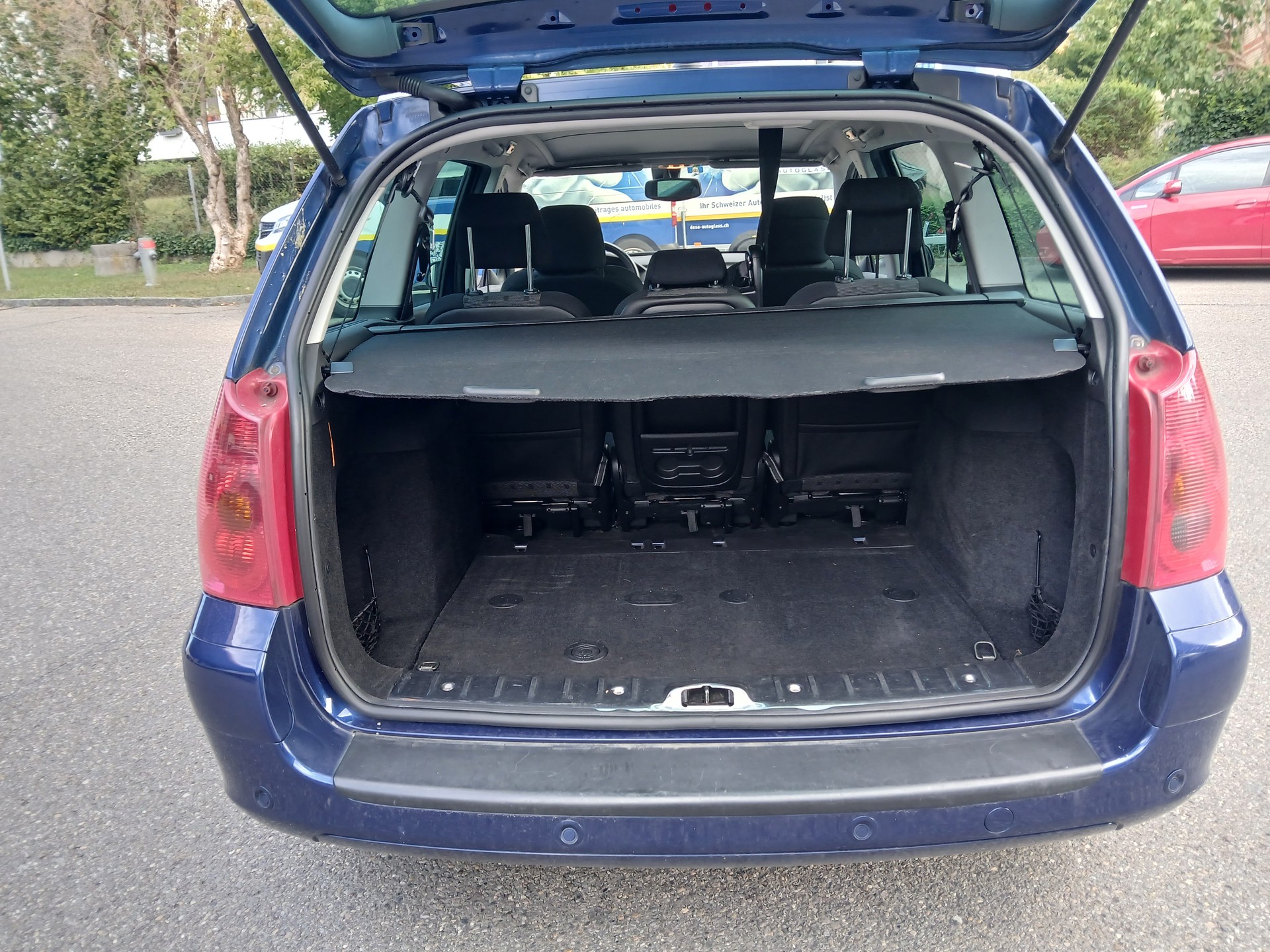 PEUGEOT 307 2.0 16V XS-image-12