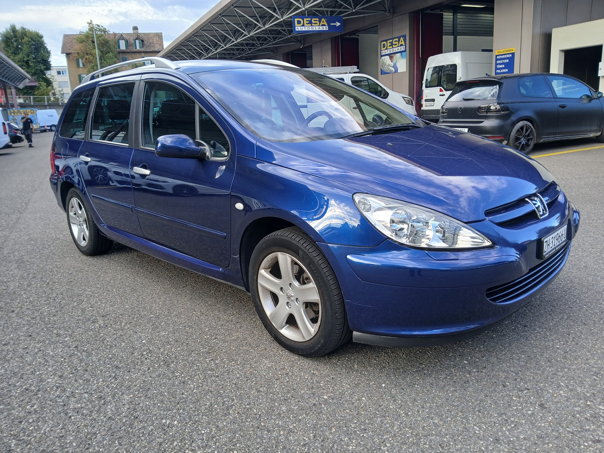 PEUGEOT 307 2.0 16V XS-image-6