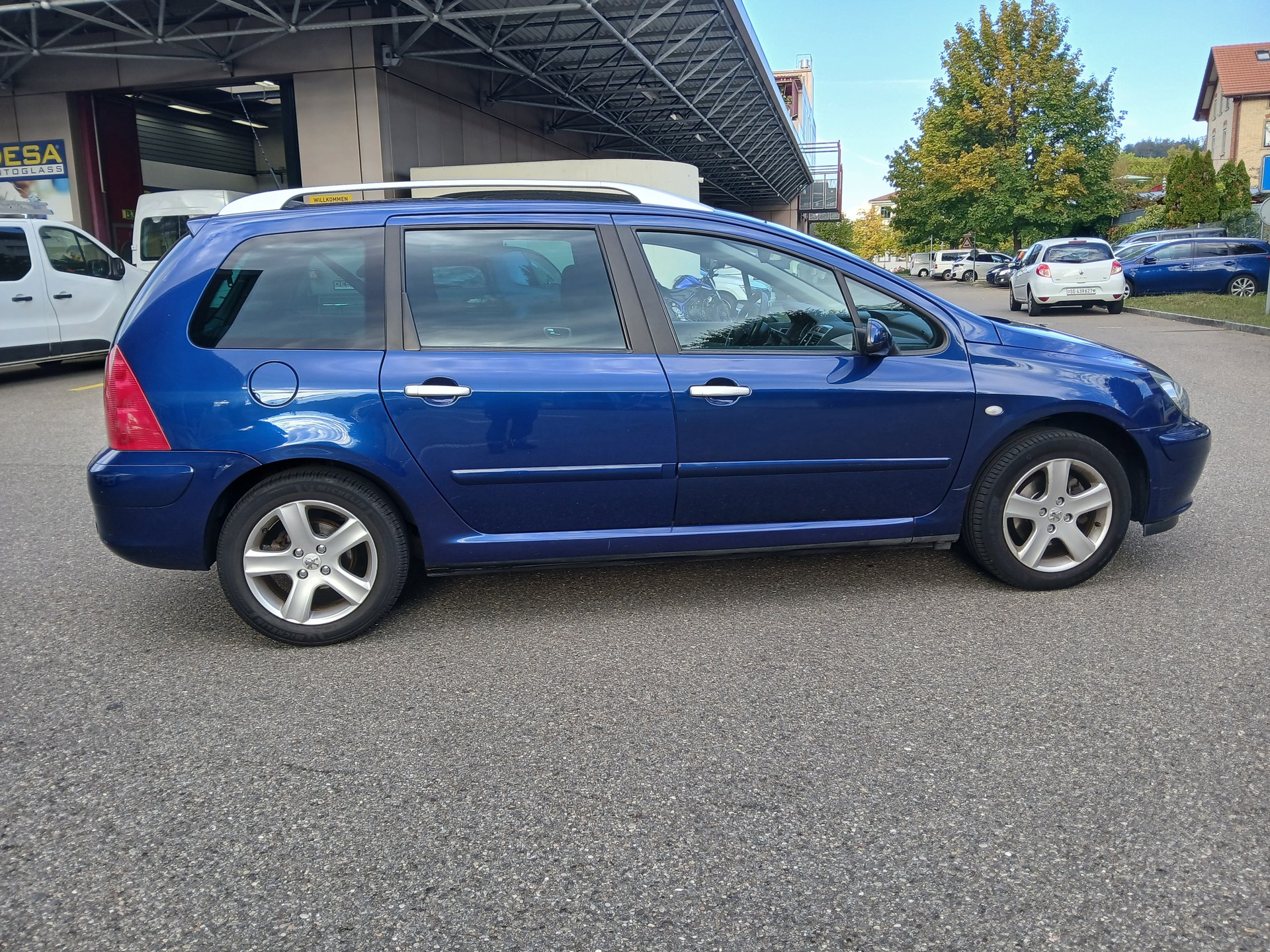 PEUGEOT 307 2.0 16V XS-image-5