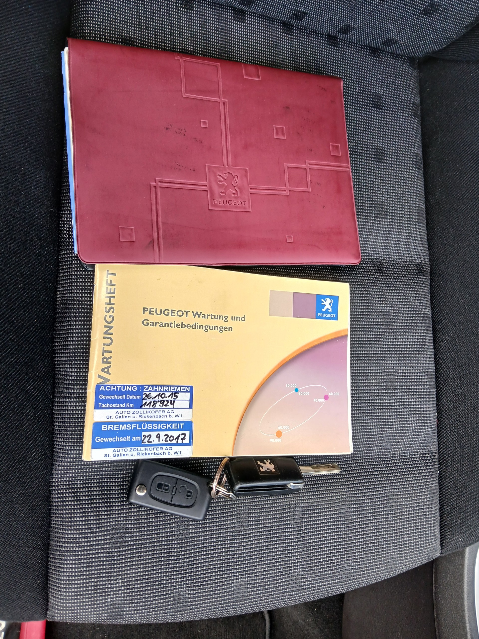 PEUGEOT 307 2.0 16V XS-image-13