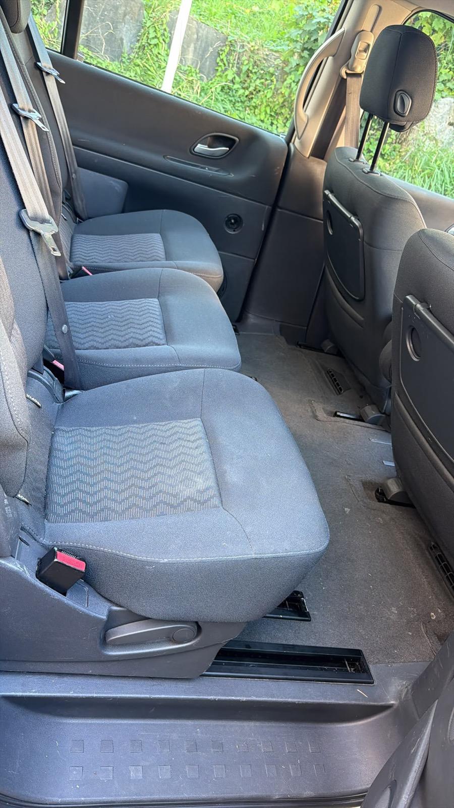 RENAULT Espace 2.0 dCi Expression-image-5