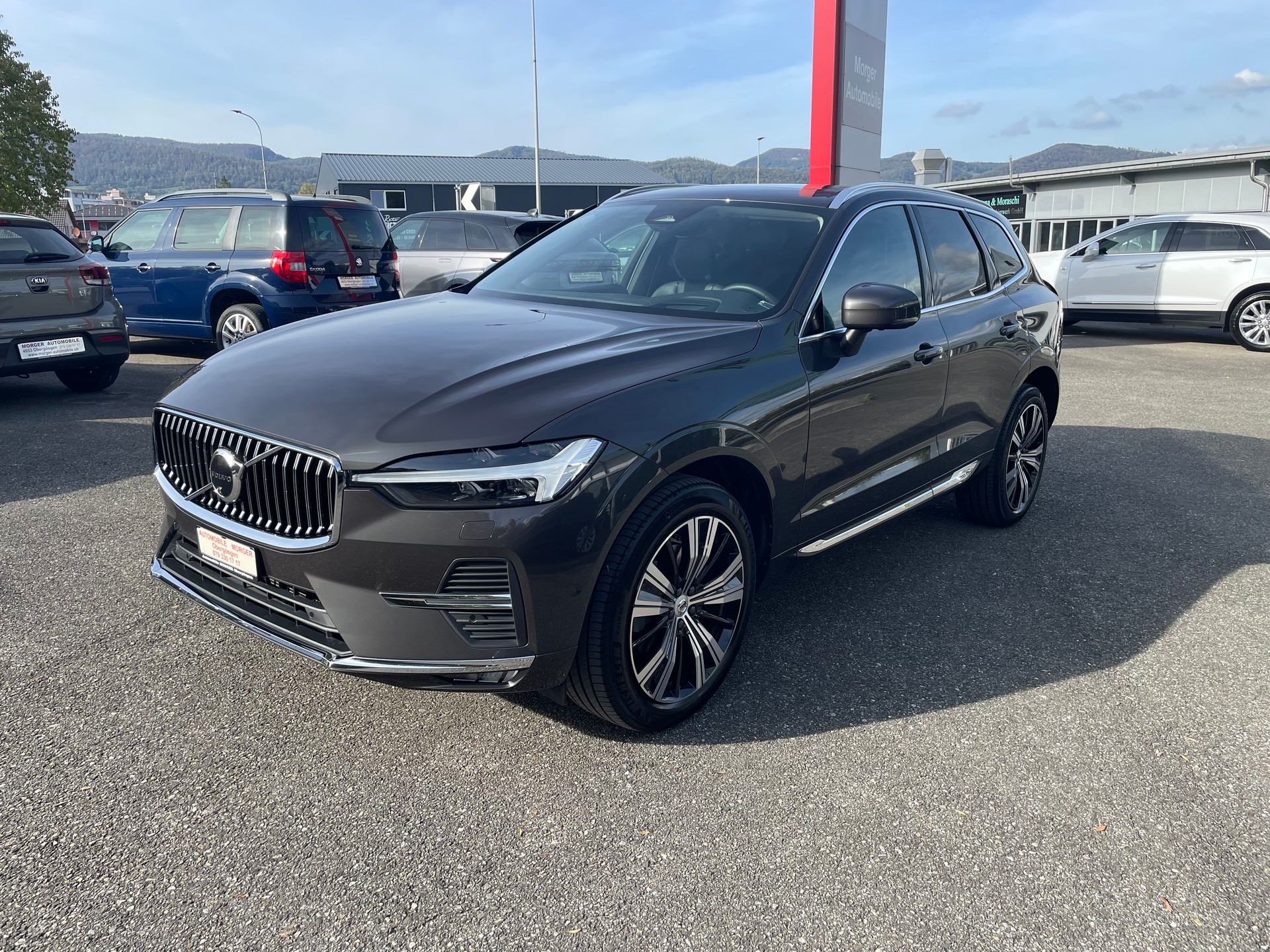 VOLVO XC60 B5 Benzin Mild Hybrid AWD Ultimate Bright Geartronic-image-0