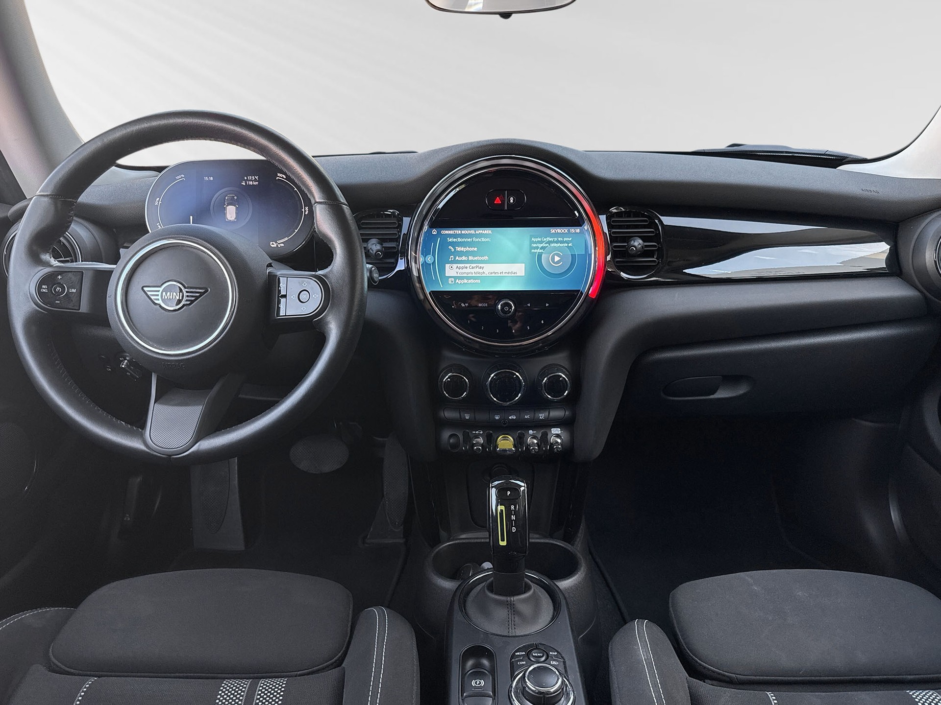MINI Cooper SE-image-5
