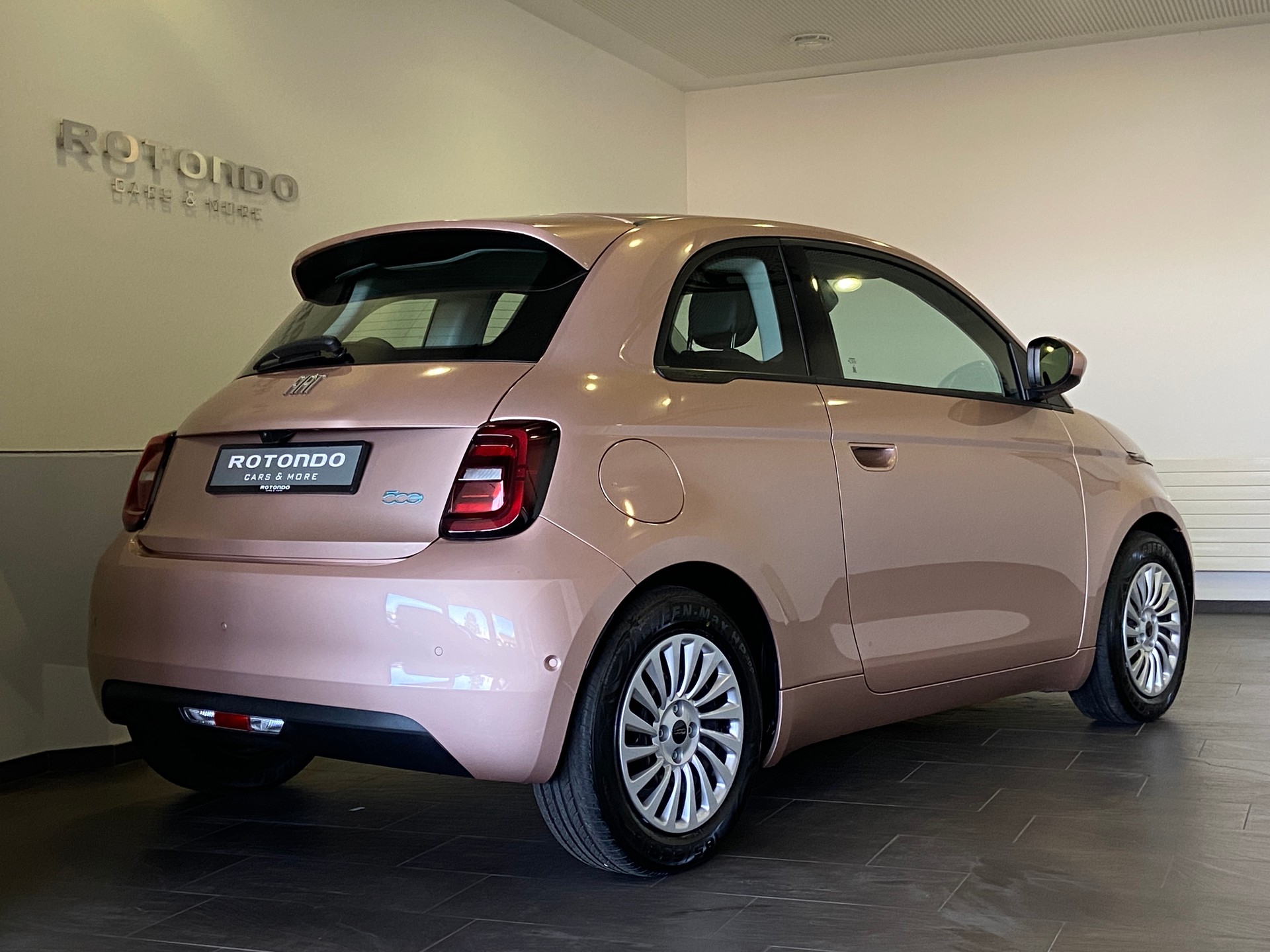 FIAT 500 electric 118PS Vita-image-1