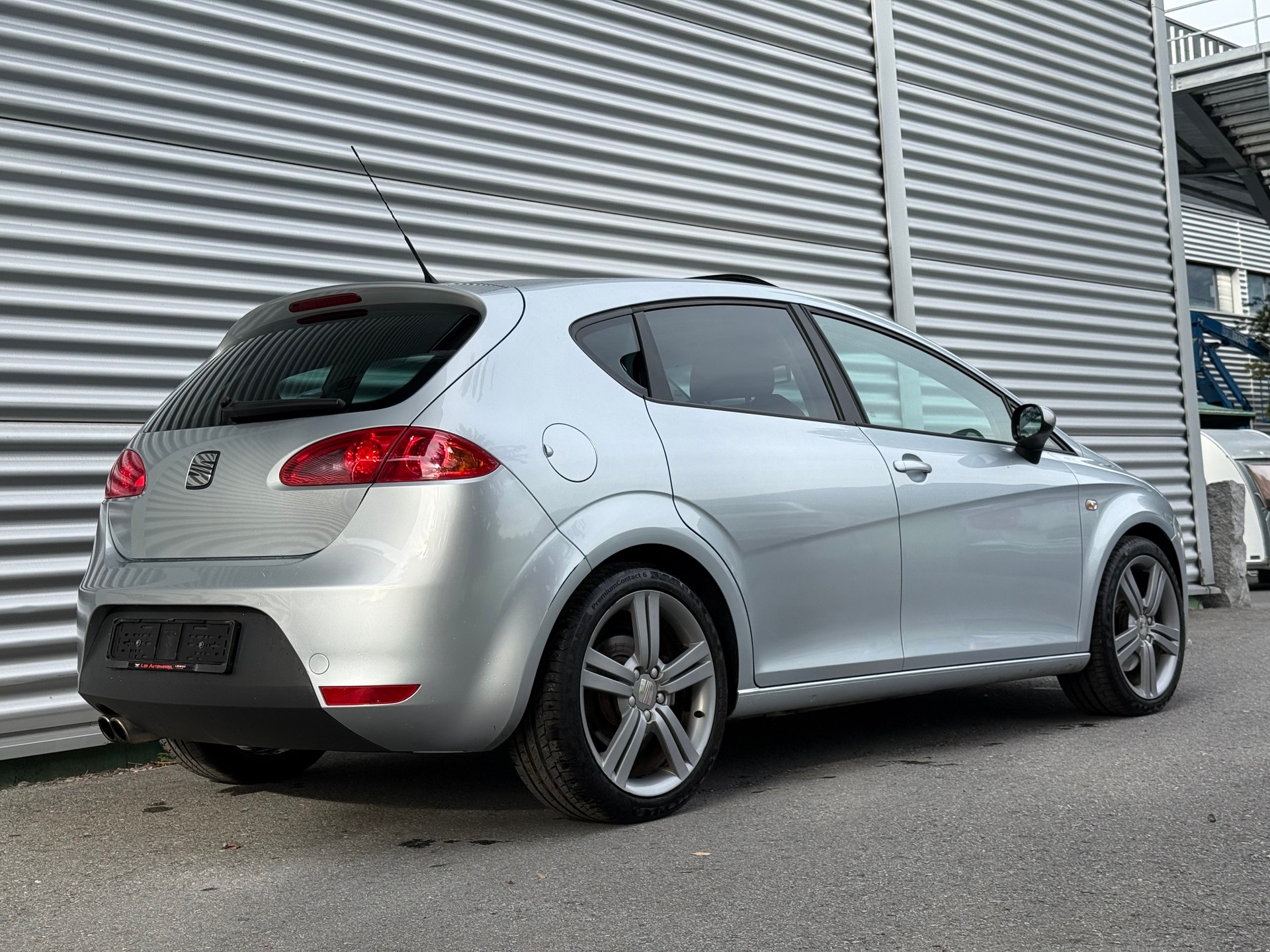 SEAT Leon 2.0 TSI FR-image-6