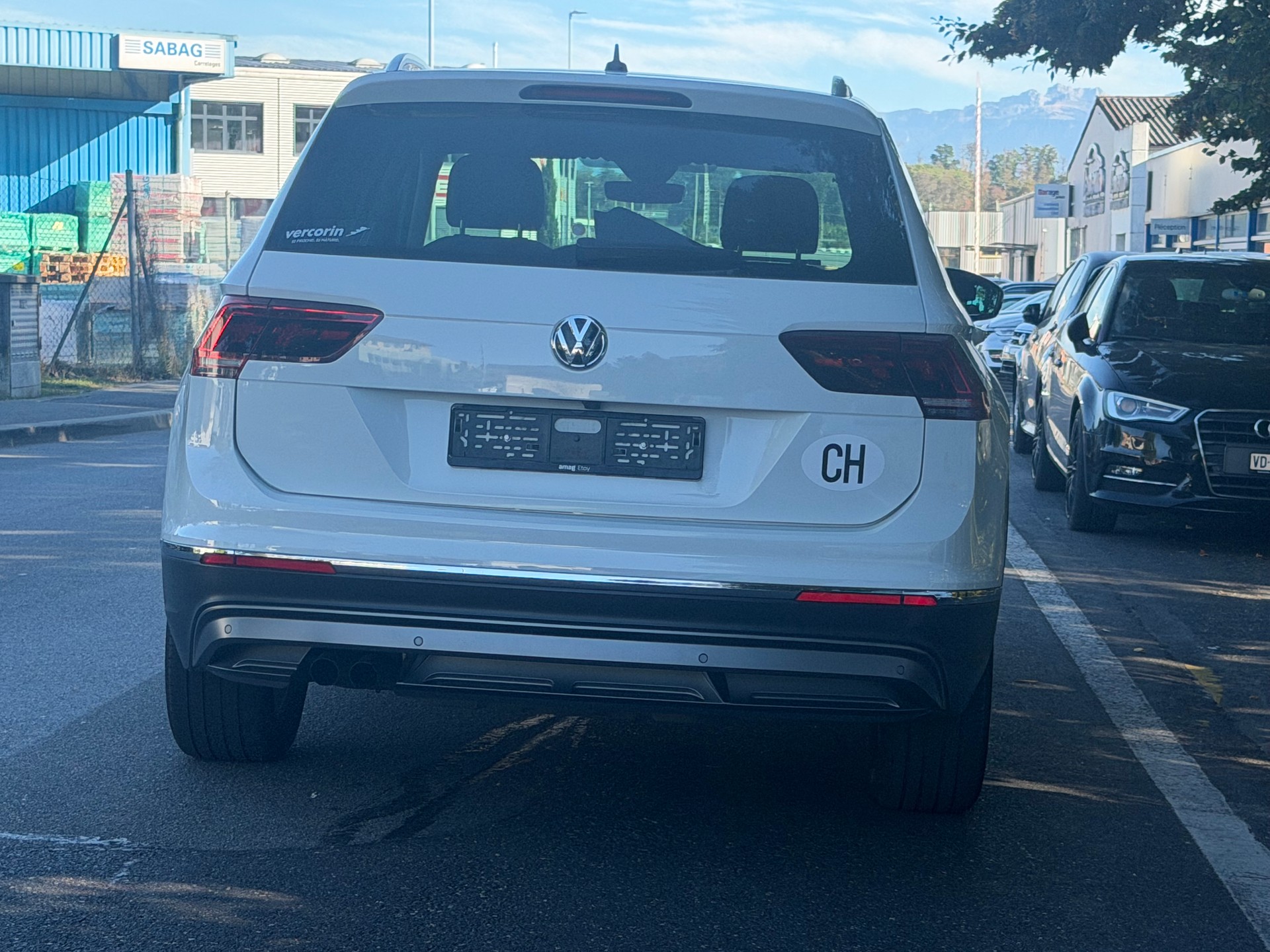 VW Tiguan 2.0TSI Highline 4Motion DSG-image-4