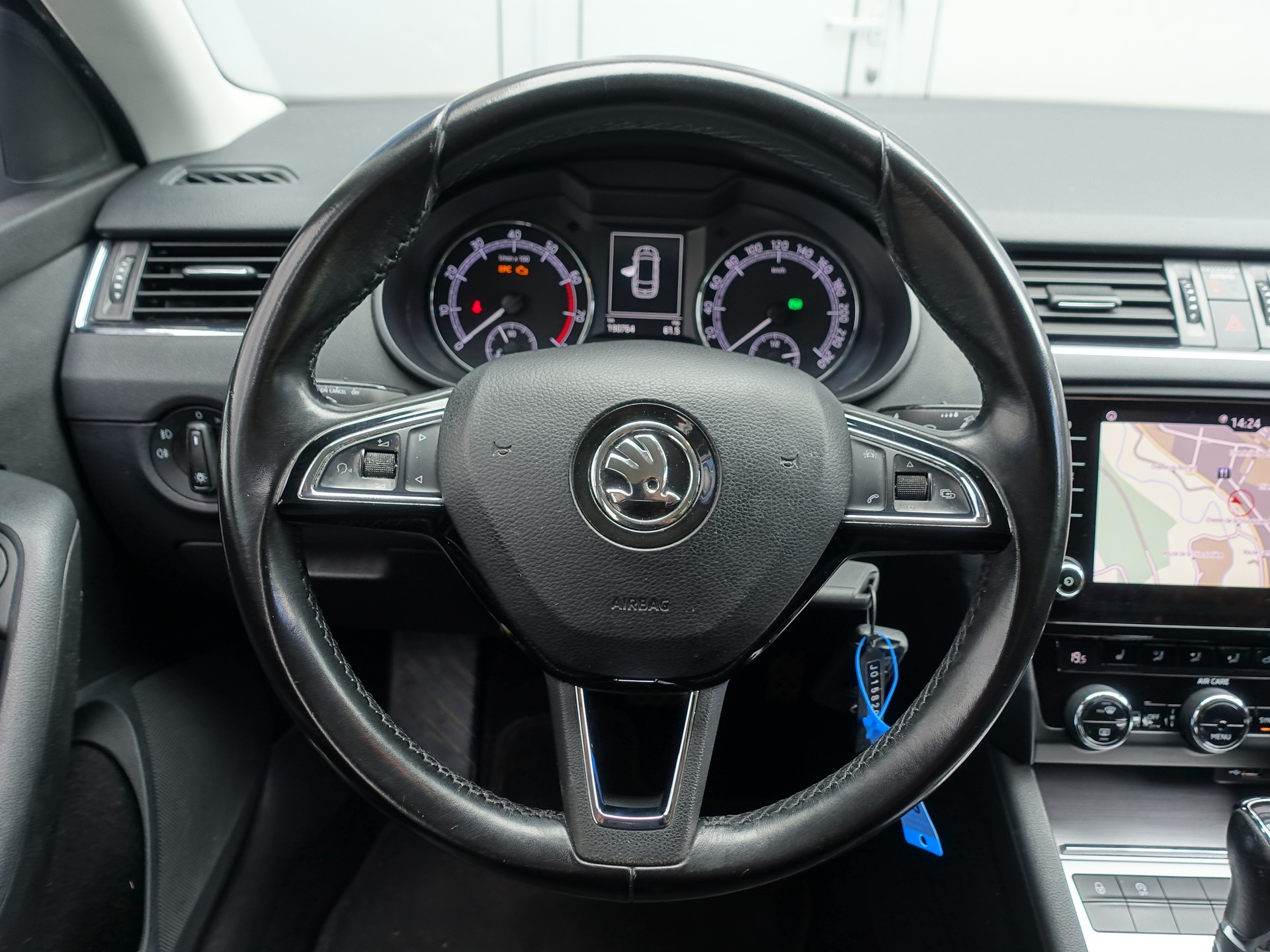 SKODA Octavia Combi 1.5 TSI Ambition DSG-image-11