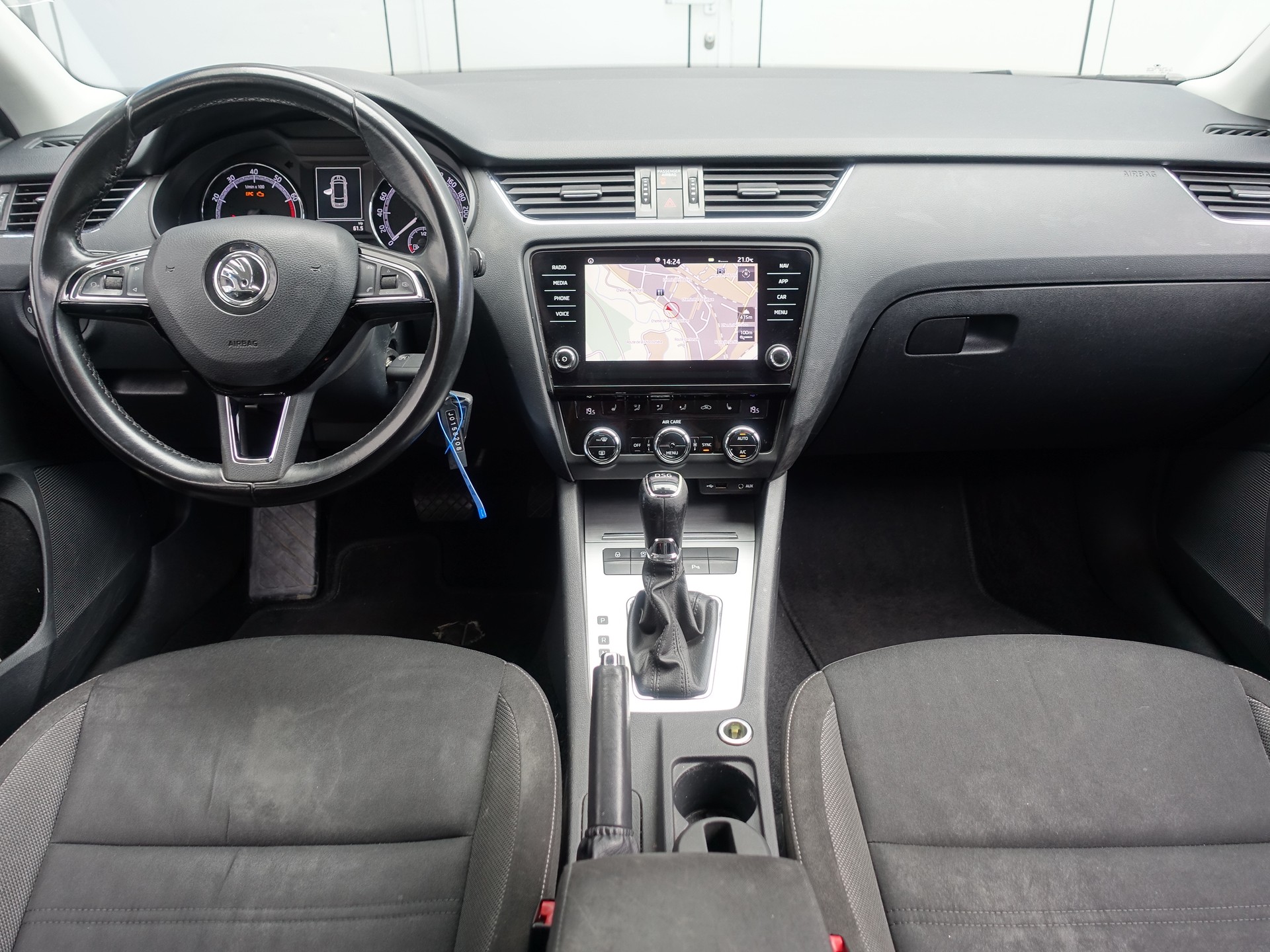 SKODA Octavia Combi 1.5 TSI Ambition DSG-image-10