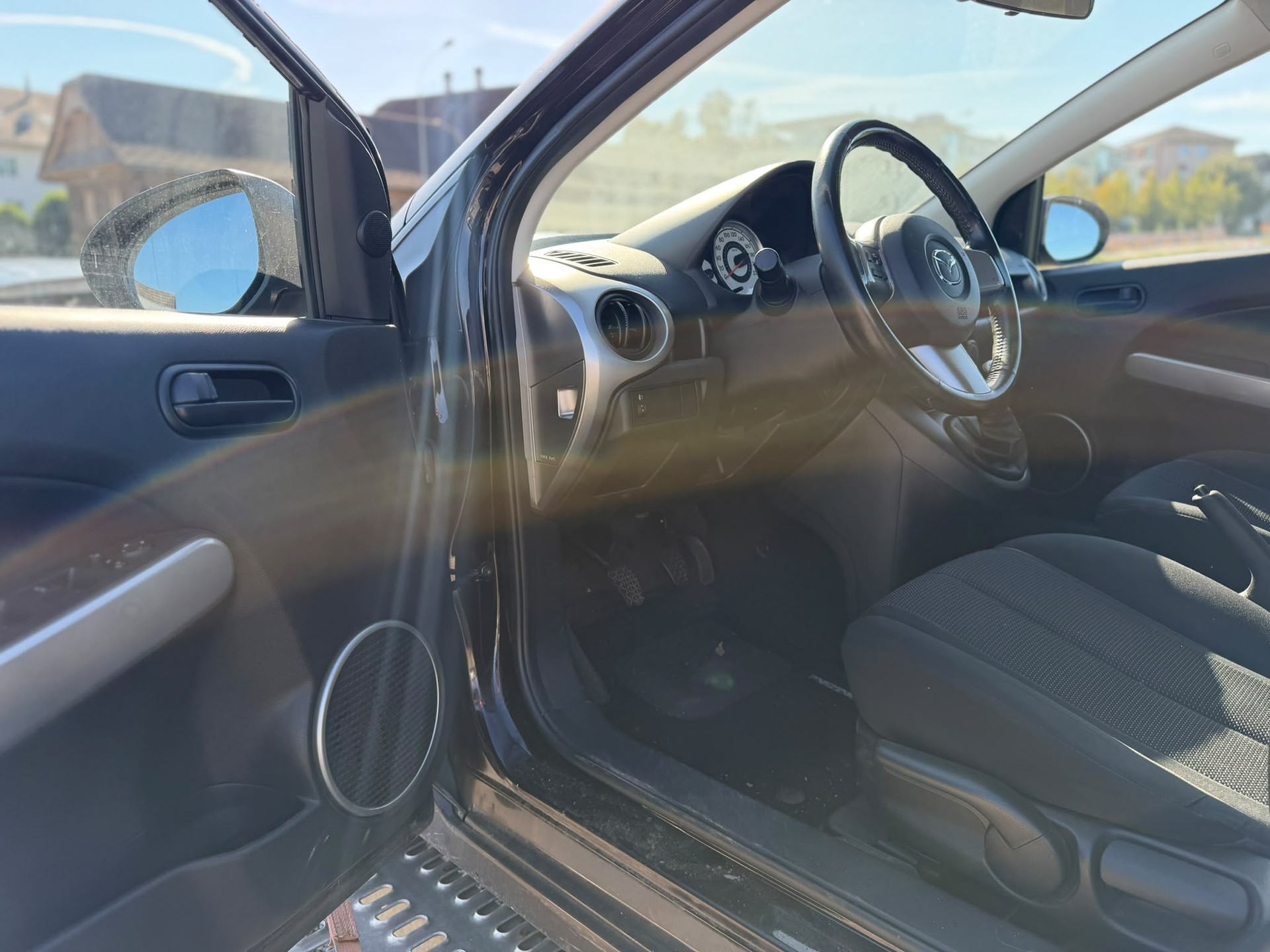 MAZDA 2 1.5i 16V Sport-image-6
