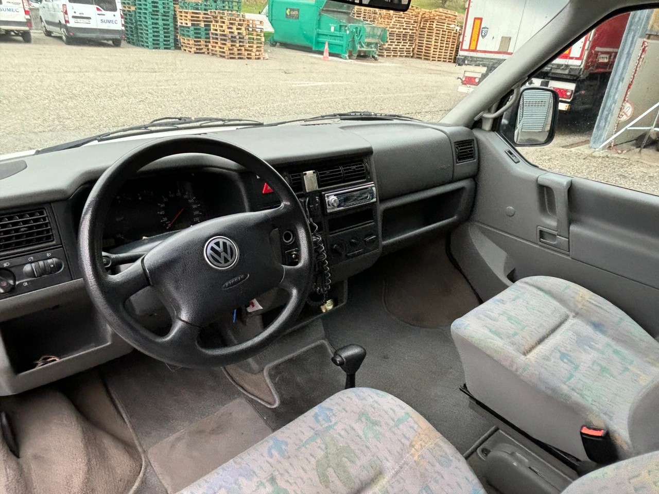 VW T4 Multivan 2.5TDI ABS-image-7