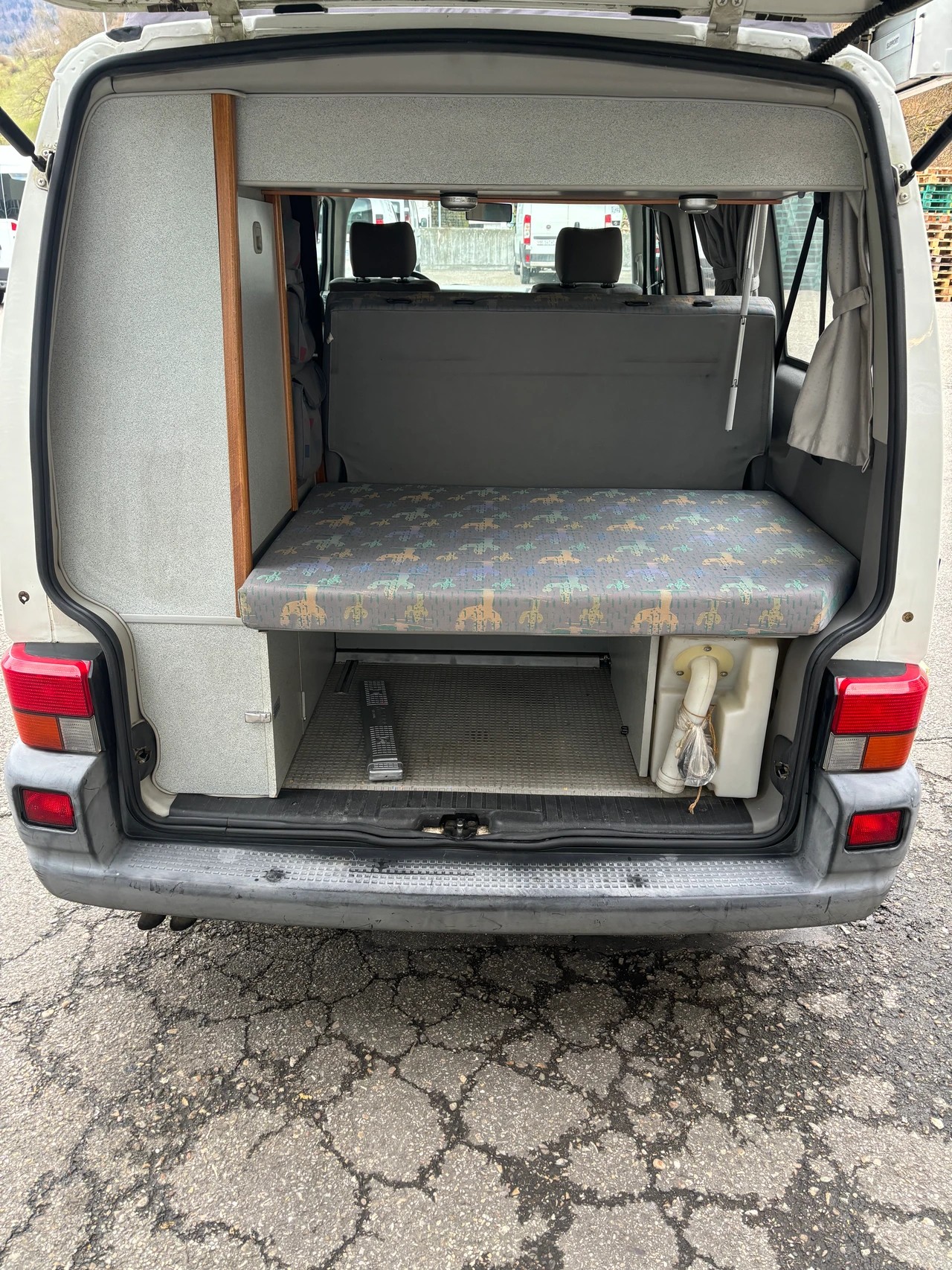 VW T4 Multivan 2.5TDI ABS-image-12