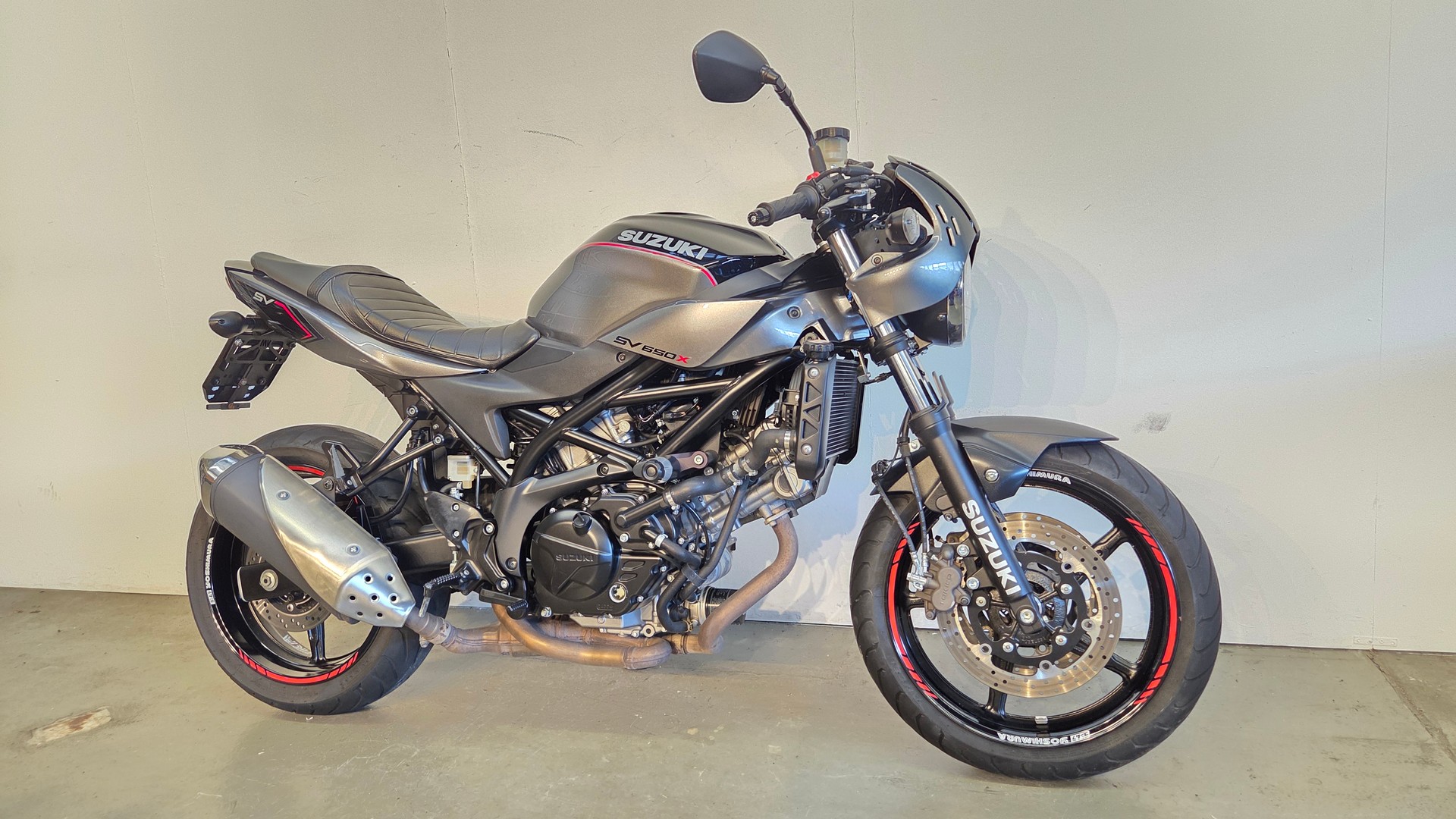 SUZUKI SV 650 XA ABS L8 (35kW)-showroom-element-2