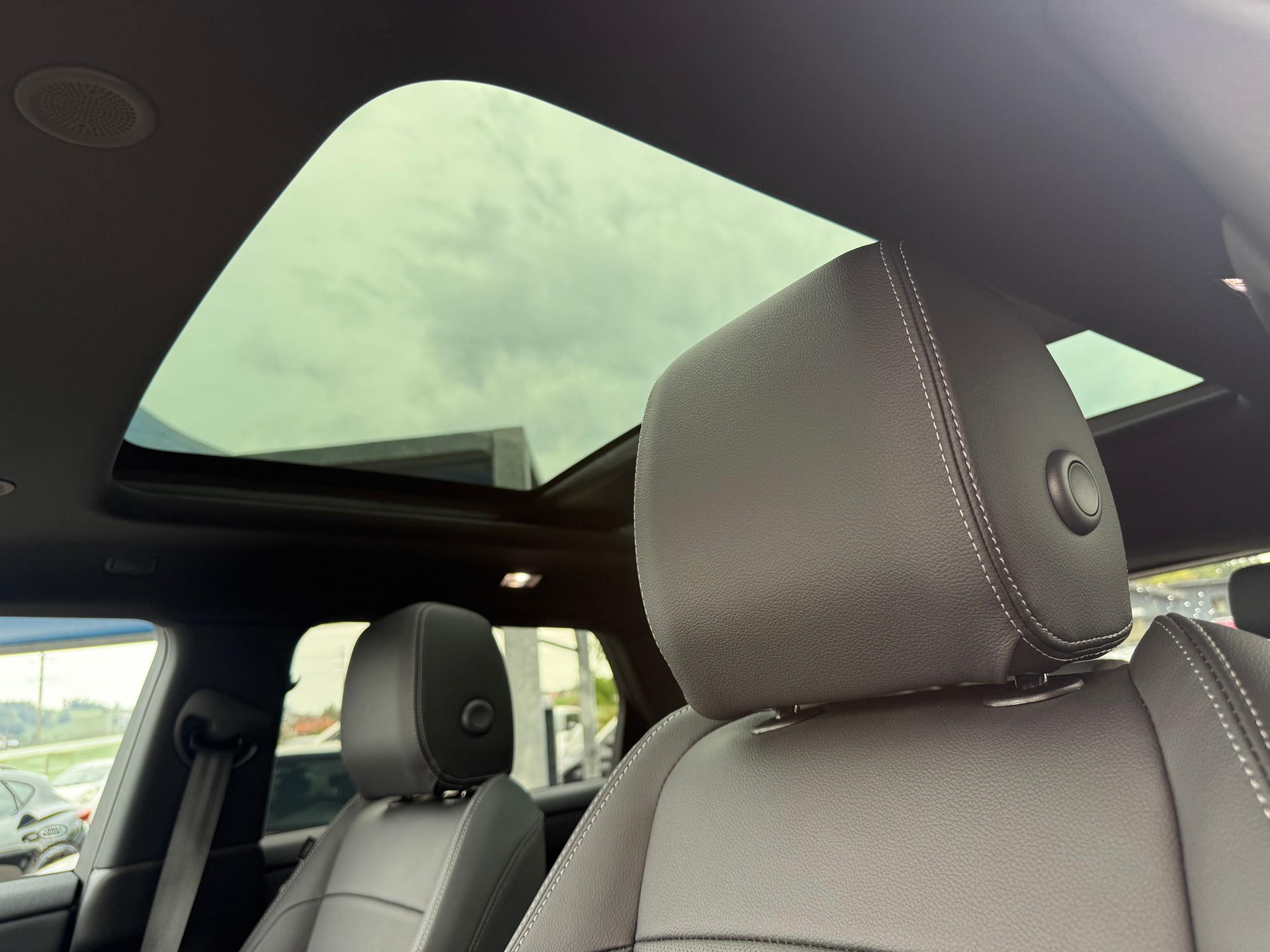 LAND ROVER Range Rover Evoque 1.5 T 270e Autobiography-image-13