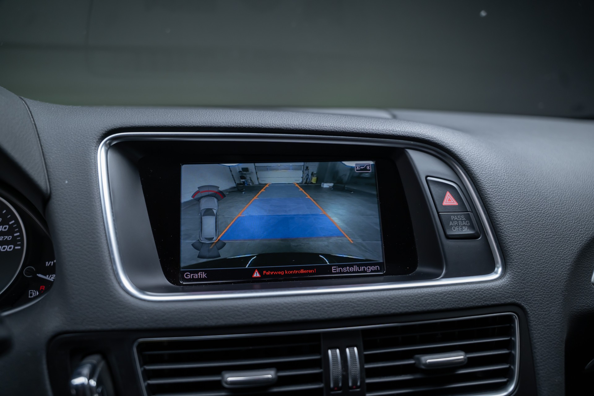 AUDI SQ5 3.0 V6 Bi-TDI quattro T-Tronic / Rückfahrkamera / Bang&Olufsen / Standheizung-image-29