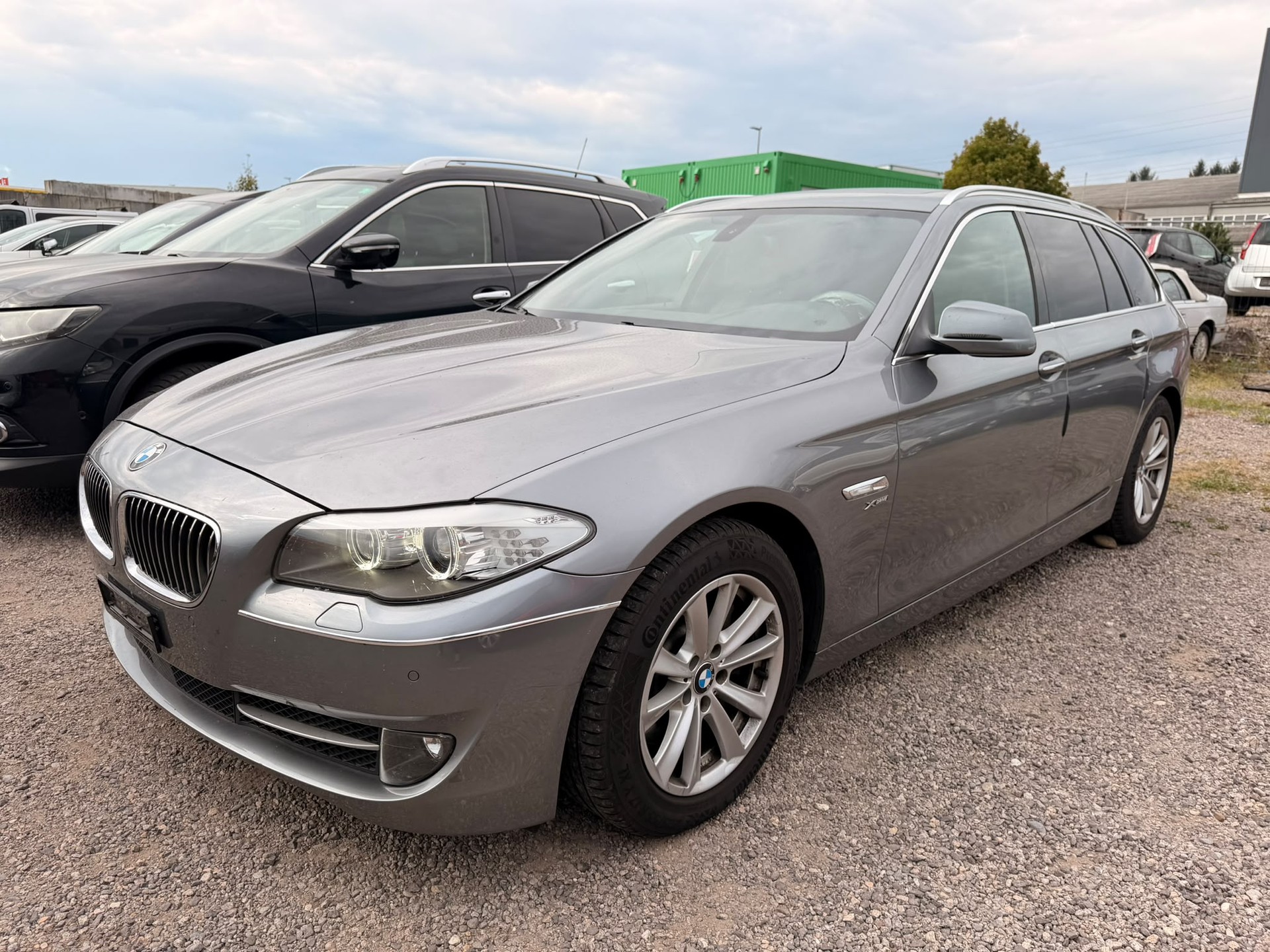 BMW 530d xDrive Touring Steptronic-image-2