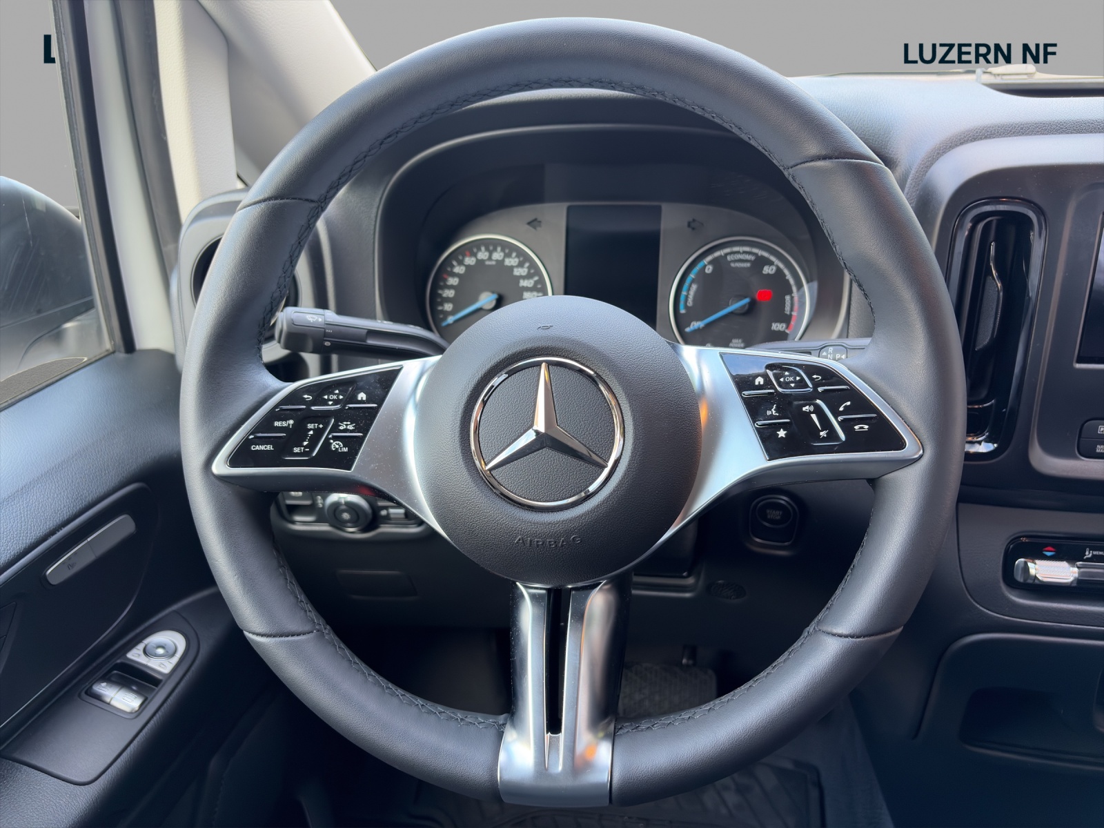 MERCEDES-BENZ eVito 129 Kasten 90kWh Lang WORKER-image-9