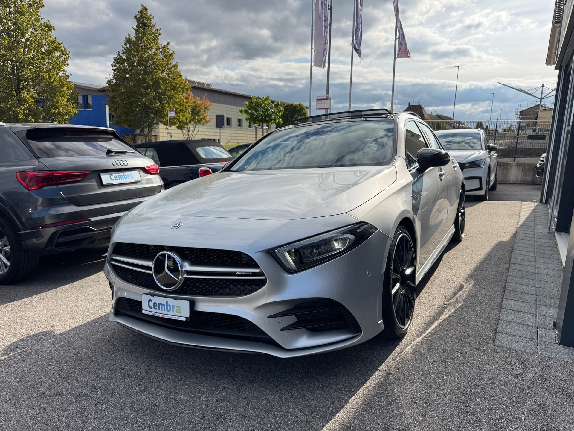 MERCEDES-BENZ A 35 AMG 4Matic Speedshift-image-7