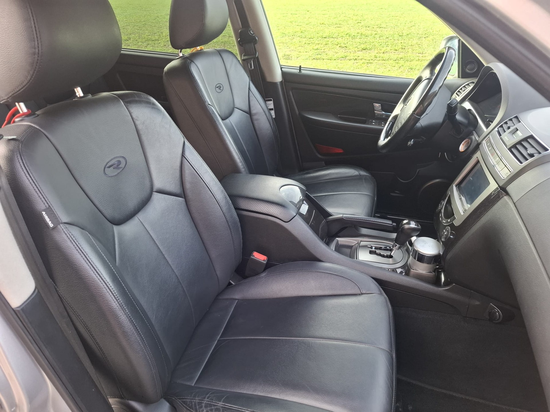 KGM-SsangYong Rexton RX200 e-XDi Sapphire 4WD Automatic-image-14