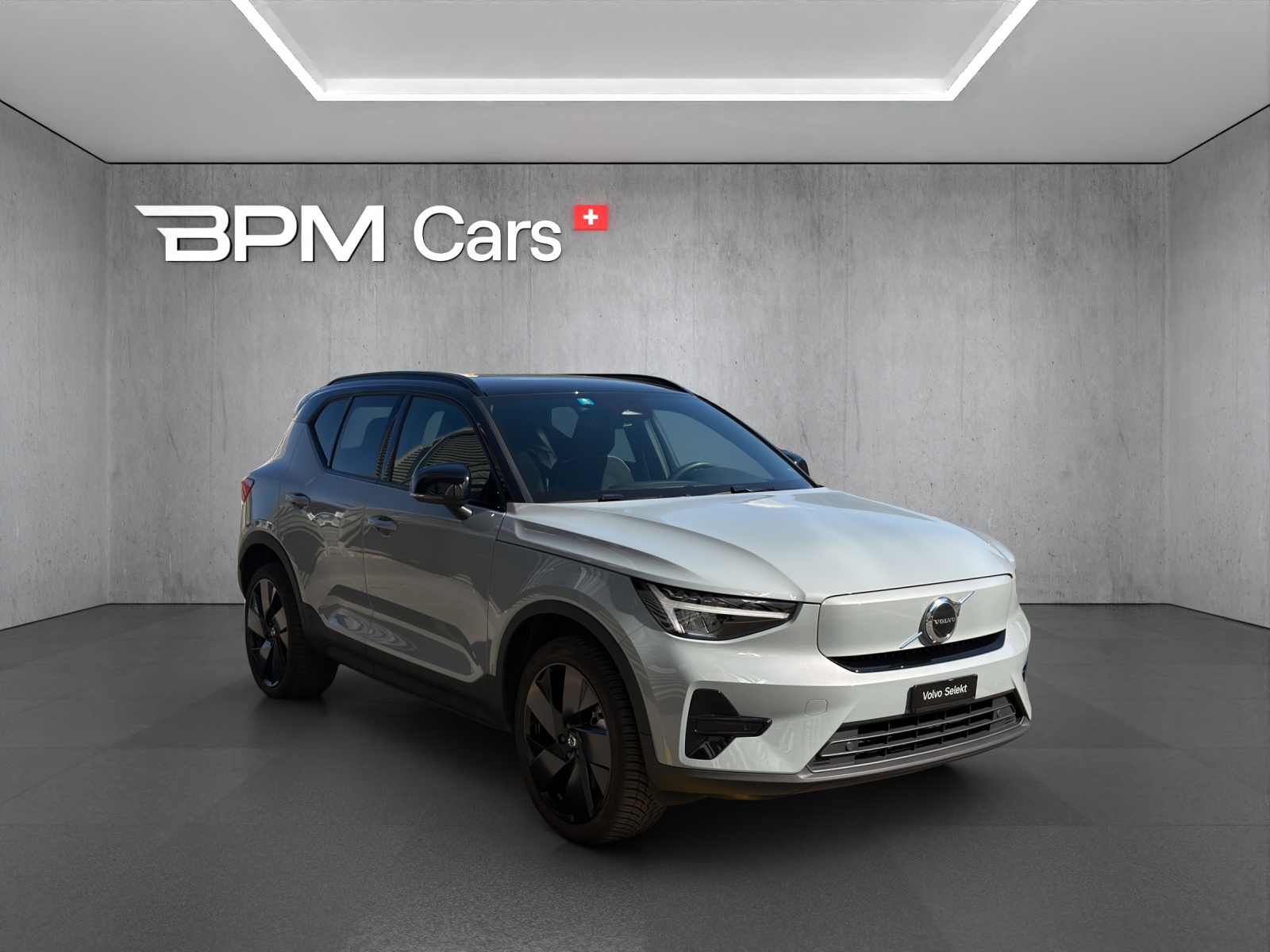 VOLVO XC40 E80 Twin Plus AWD-image-2