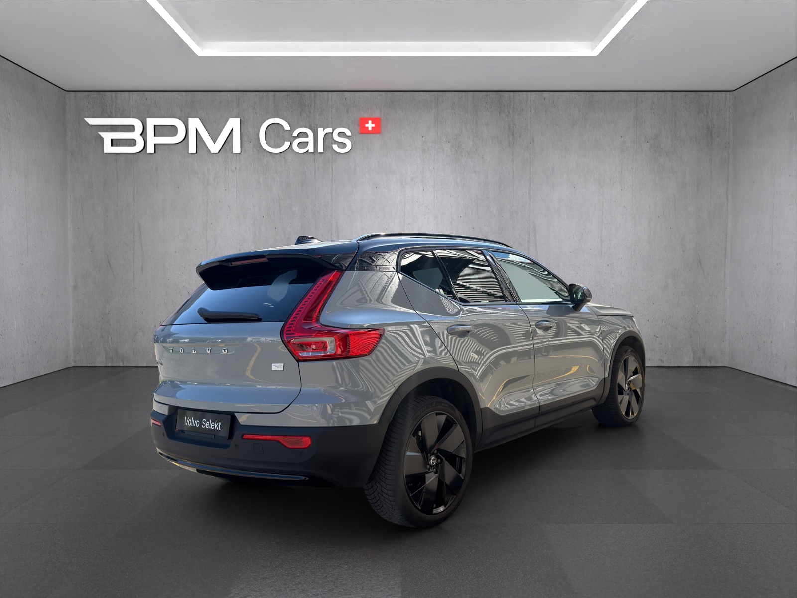 VOLVO XC40 E80 Twin Plus AWD-image-3
