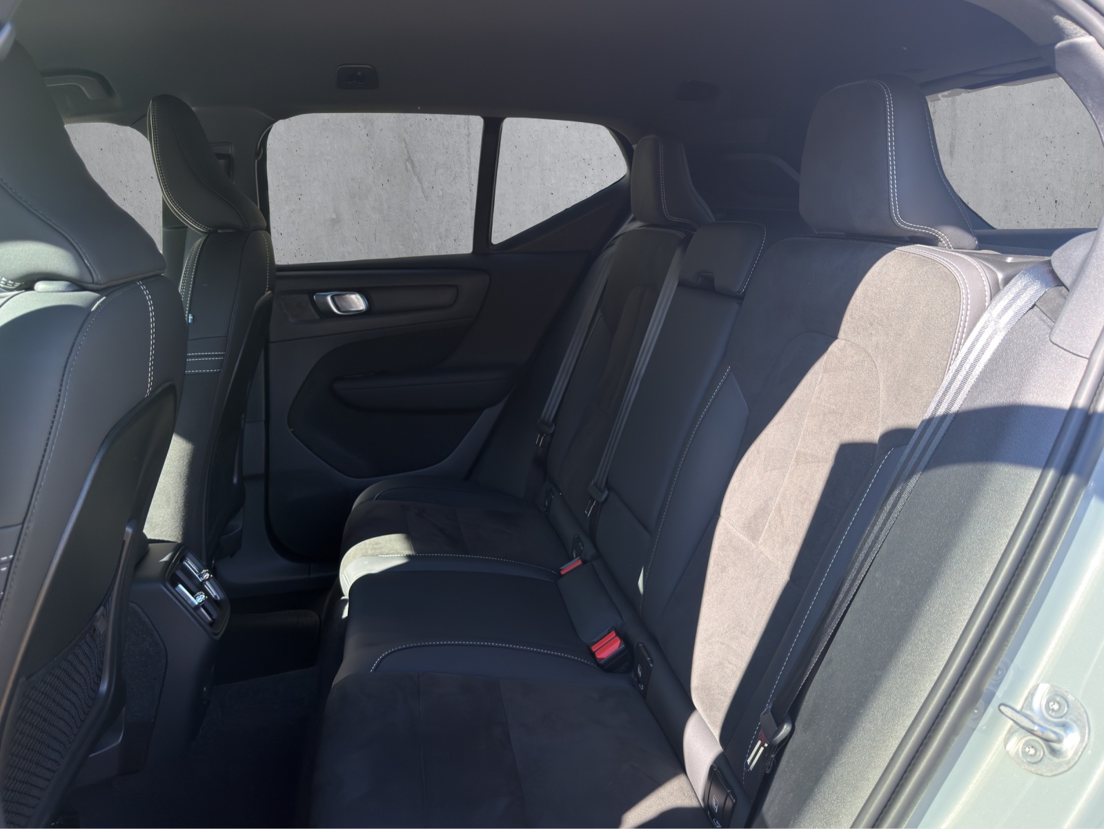 VOLVO XC40 E80 Twin Plus AWD-image-13