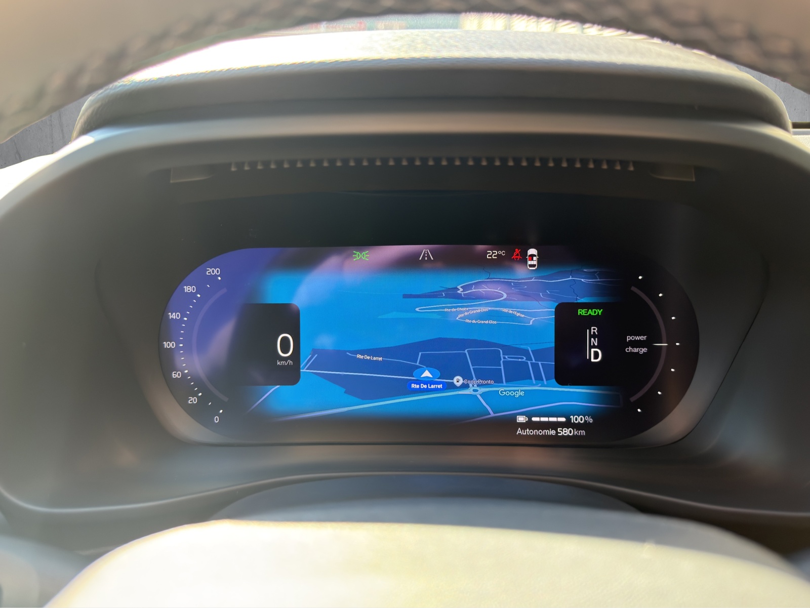VOLVO XC40 E80 Twin Plus AWD-image-15