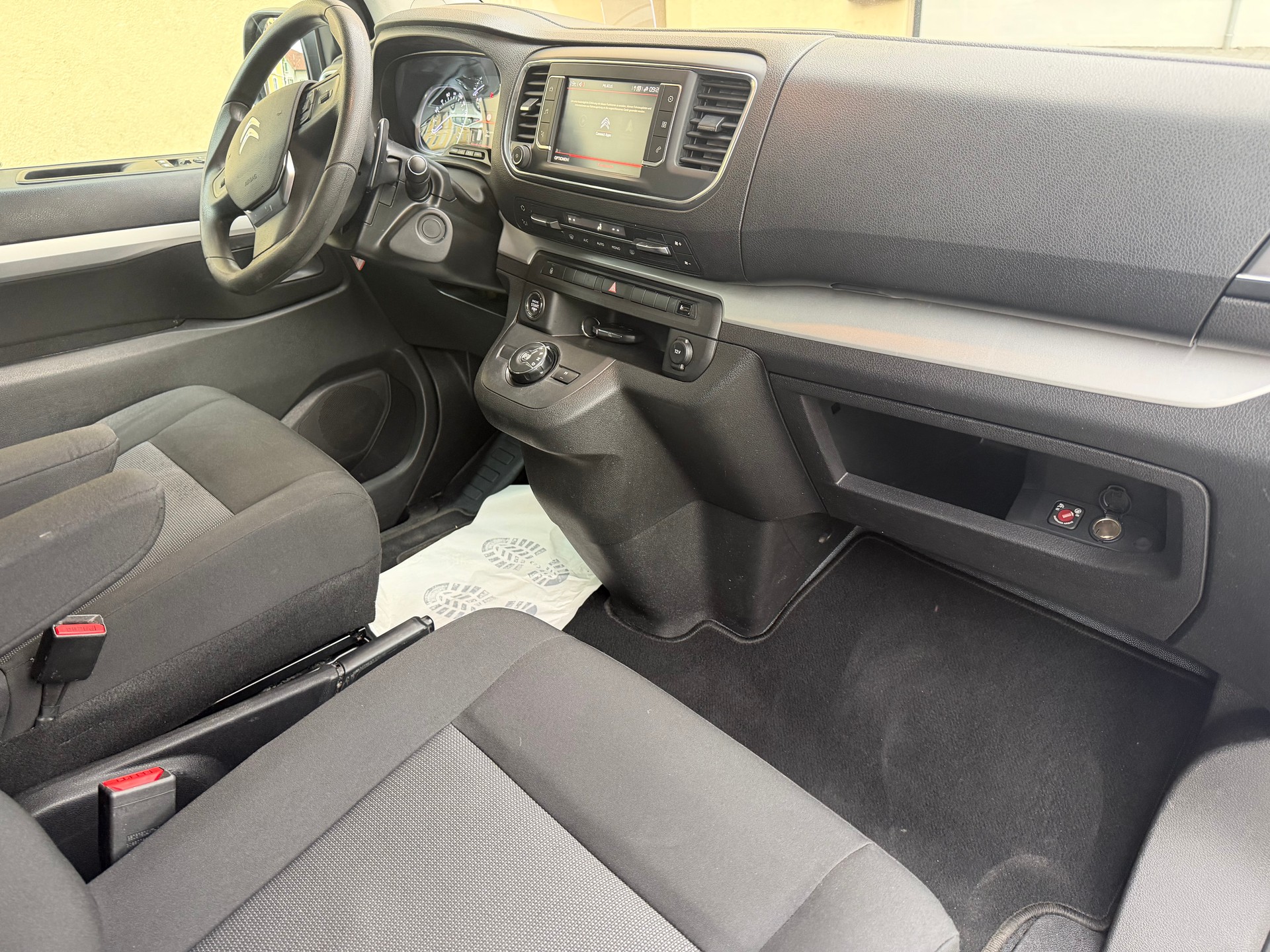 CITROEN Jumpy 2.0 HDi 180 S&S Size M EAT8-image-6