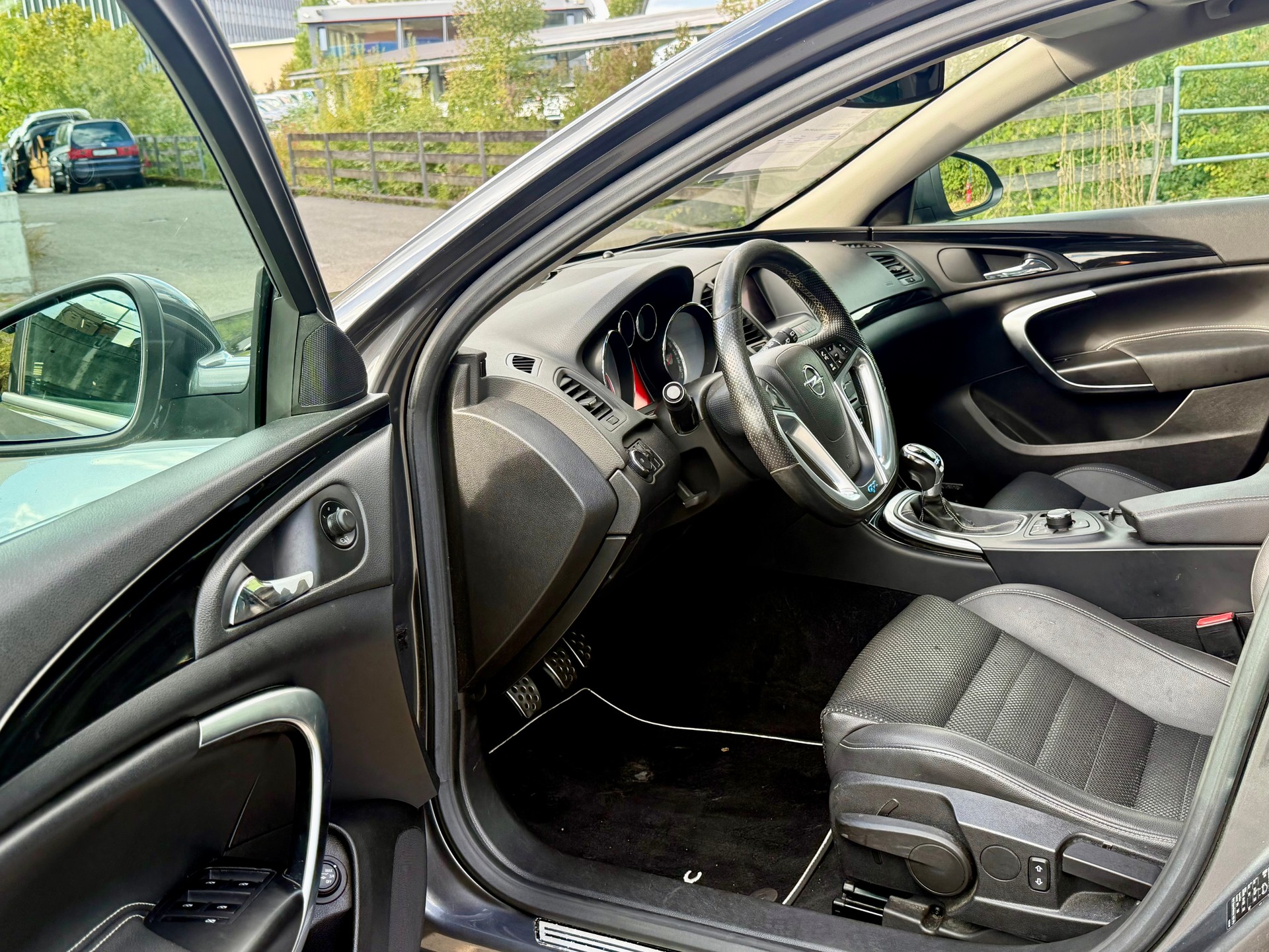 OPEL Insignia Sports Tourer 2.8 Turbo OPC 4WD-image-9