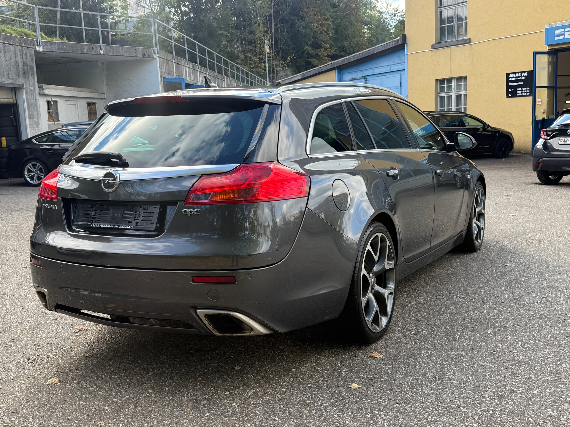 OPEL Insignia Sports Tourer 2.8 Turbo OPC 4WD-image-4