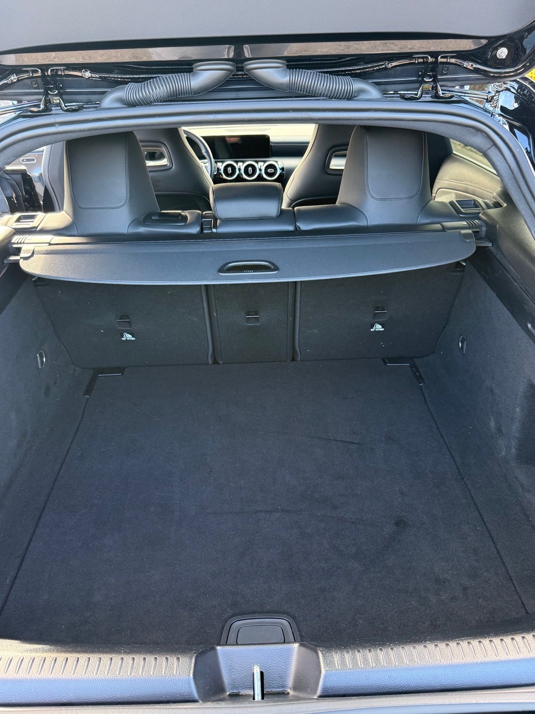 MERCEDES-BENZ CLA 200 Progressive-image-7