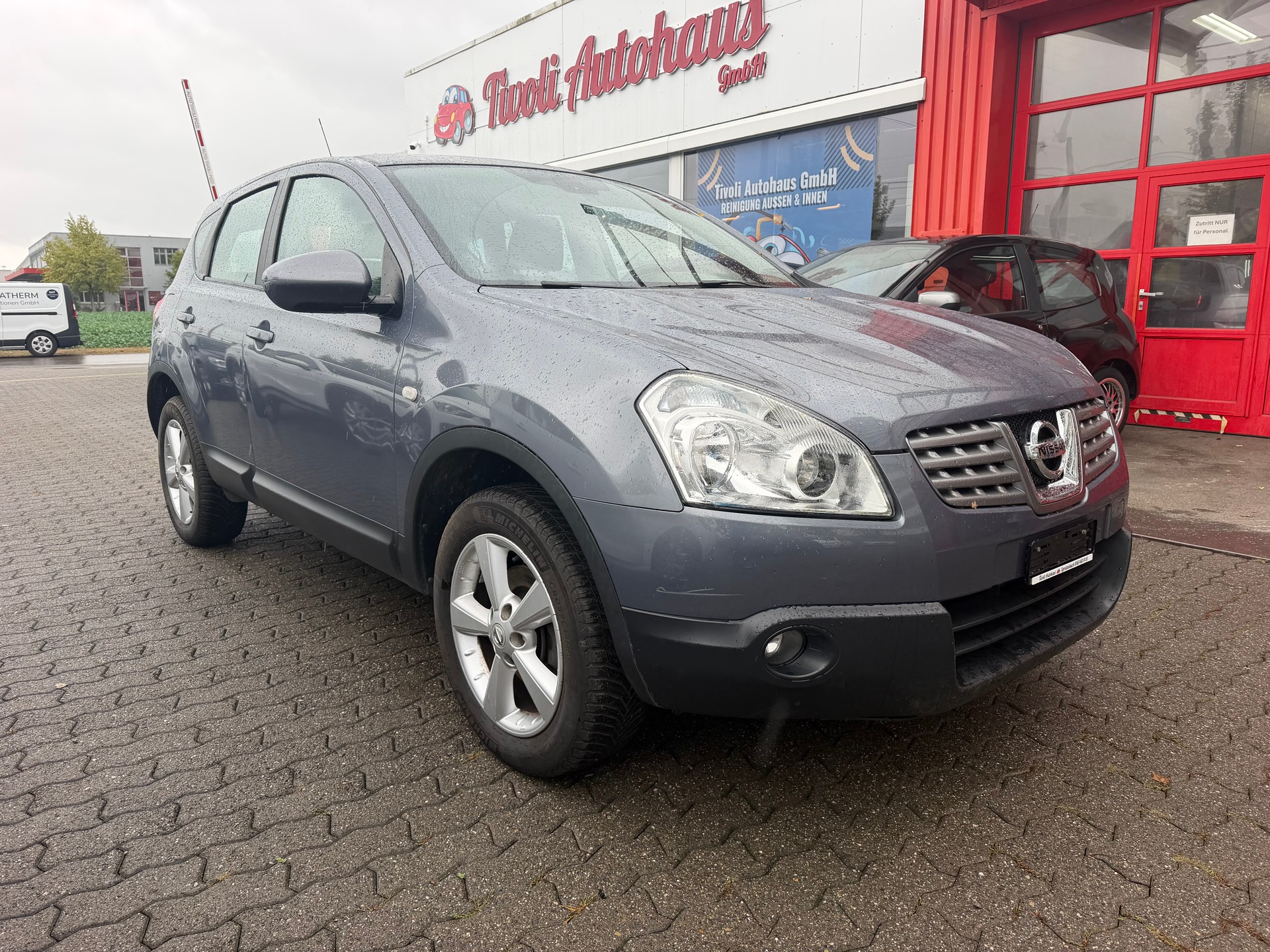 NISSAN Qashqai 2.0 4WD Lounge XTronic CVT-image-1