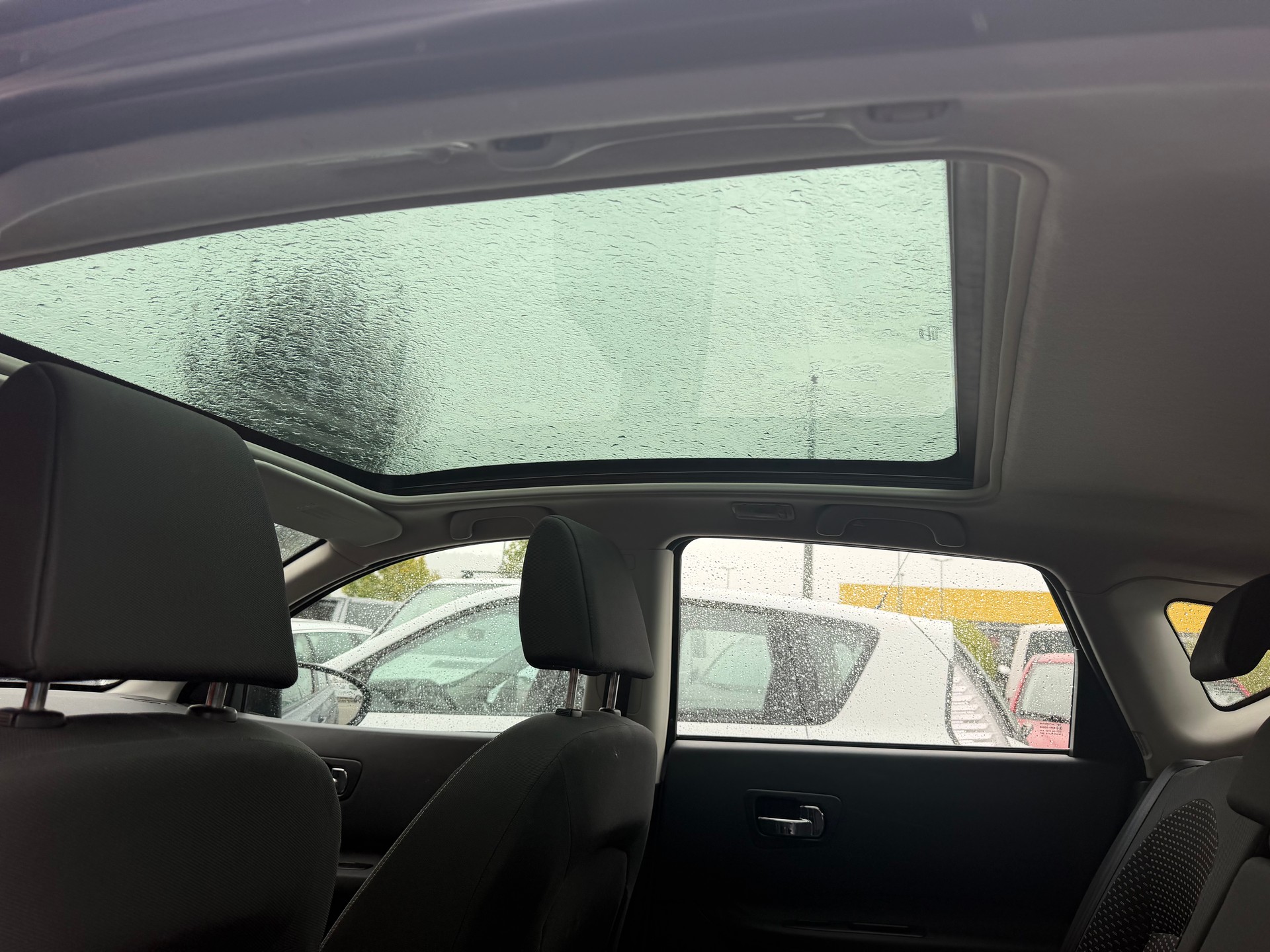 NISSAN Qashqai 2.0 4WD Lounge XTronic CVT-image-10