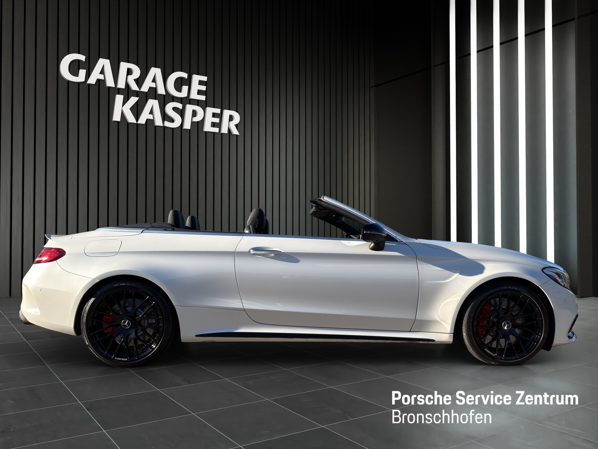 MERCEDES-BENZ C-CLASS A205 Cabriolet C 63 S C63 S AMG-image-5