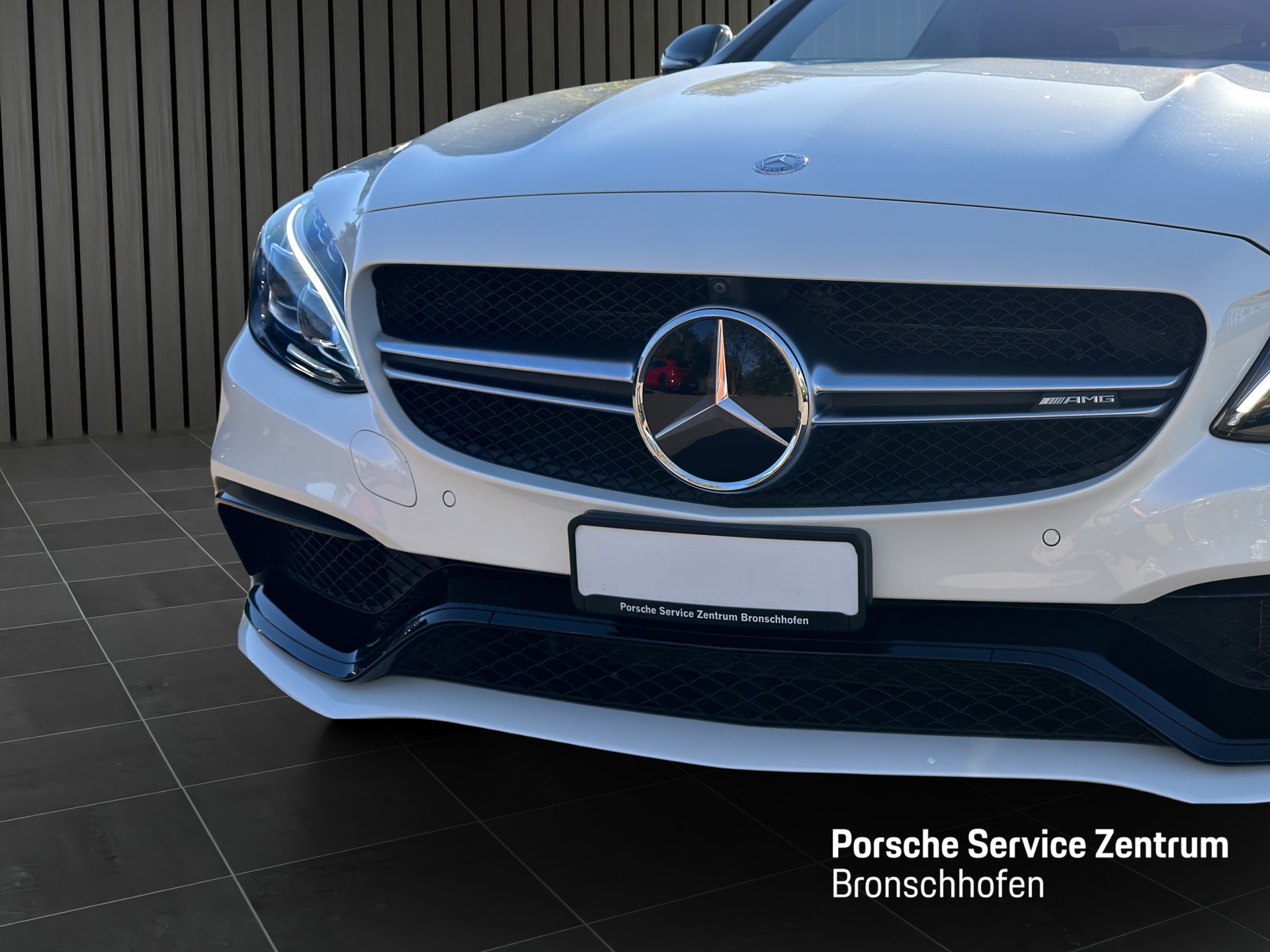 MERCEDES-BENZ C-CLASS A205 Cabriolet C 63 S C63 S AMG-image-28
