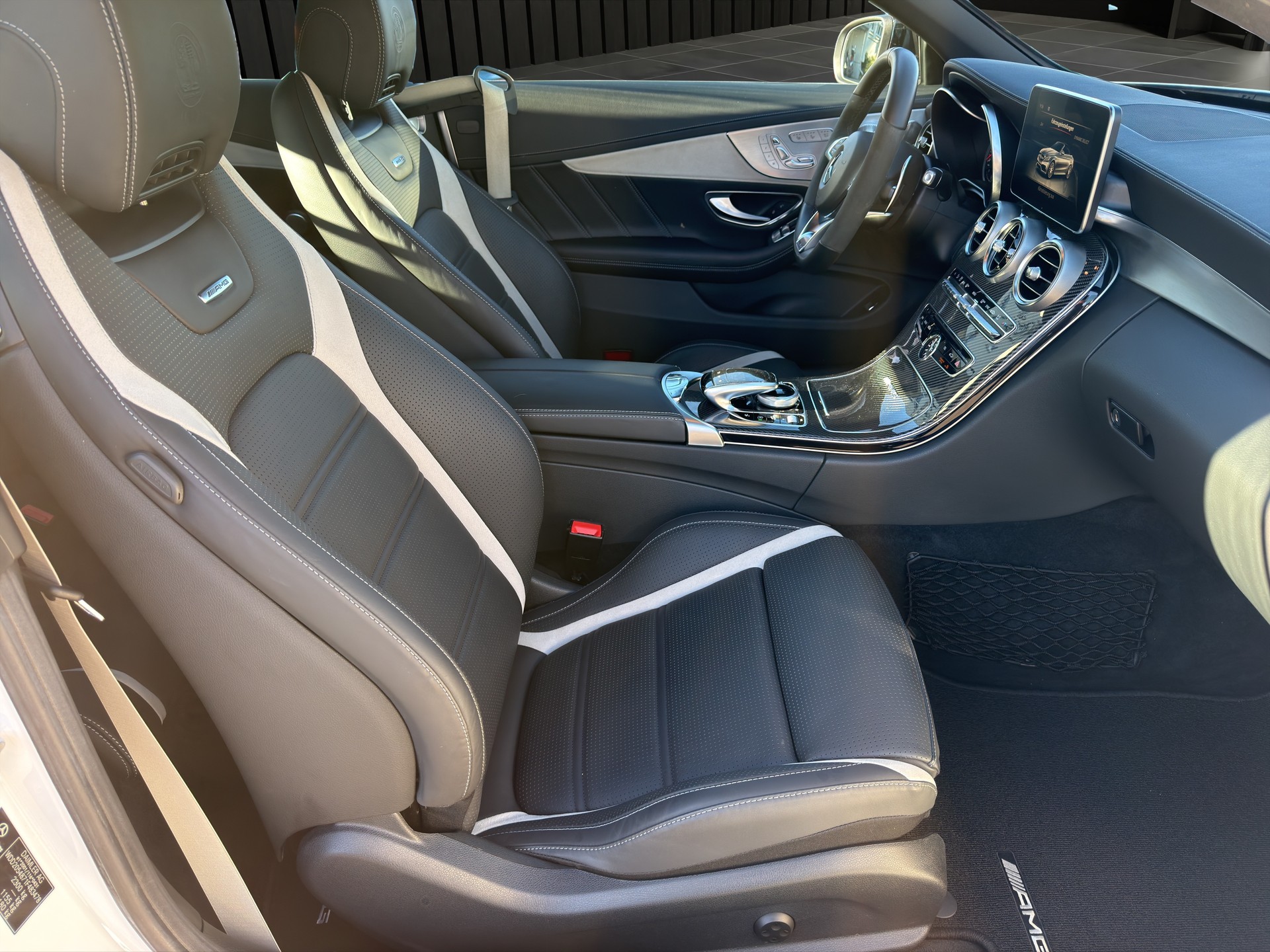 MERCEDES-BENZ C-CLASS A205 Cabriolet C 63 S C63 S AMG-image-17