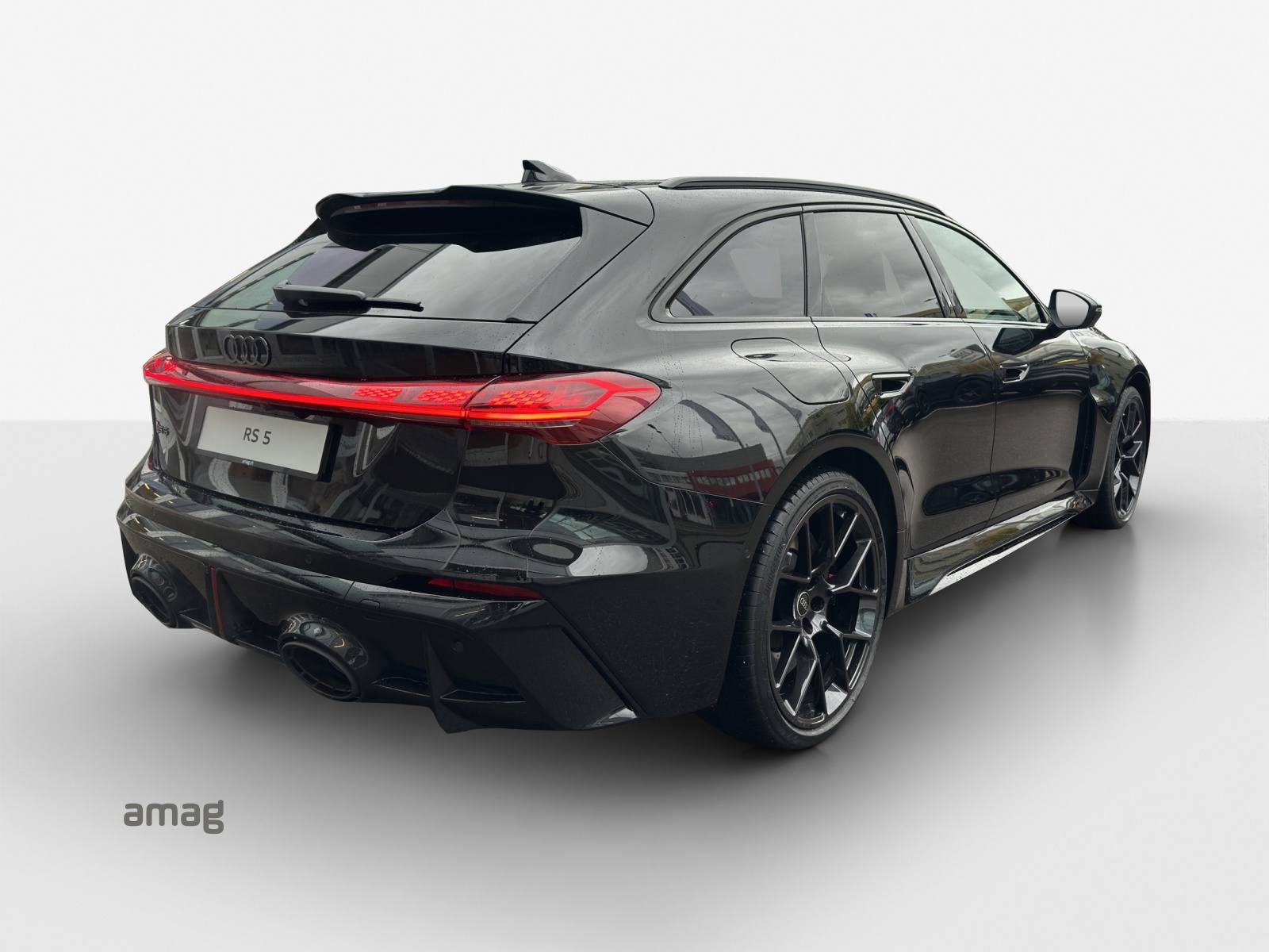 AUDI RS 5 Avant TFSI 470 kW Tiptronic quattro-image-4