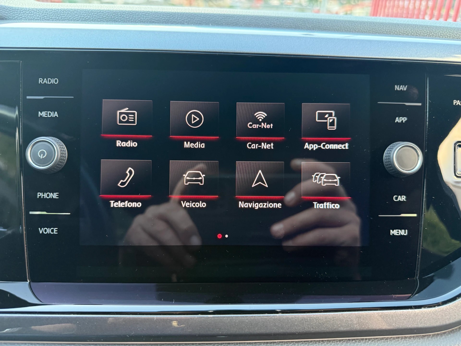 VW Polo 2.0 TSI GTI DSG-image-11