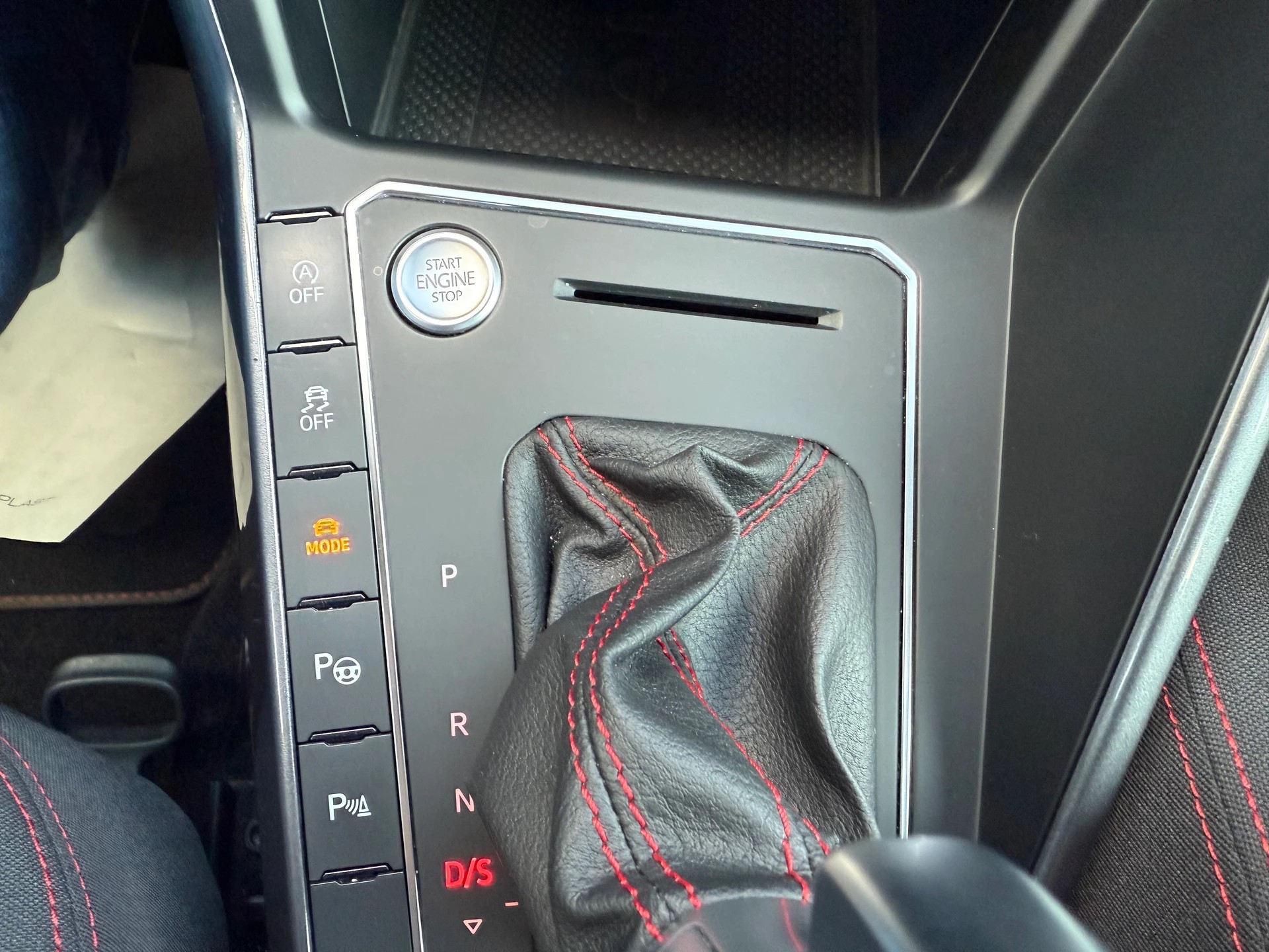 VW Polo 2.0 TSI GTI DSG-image-14
