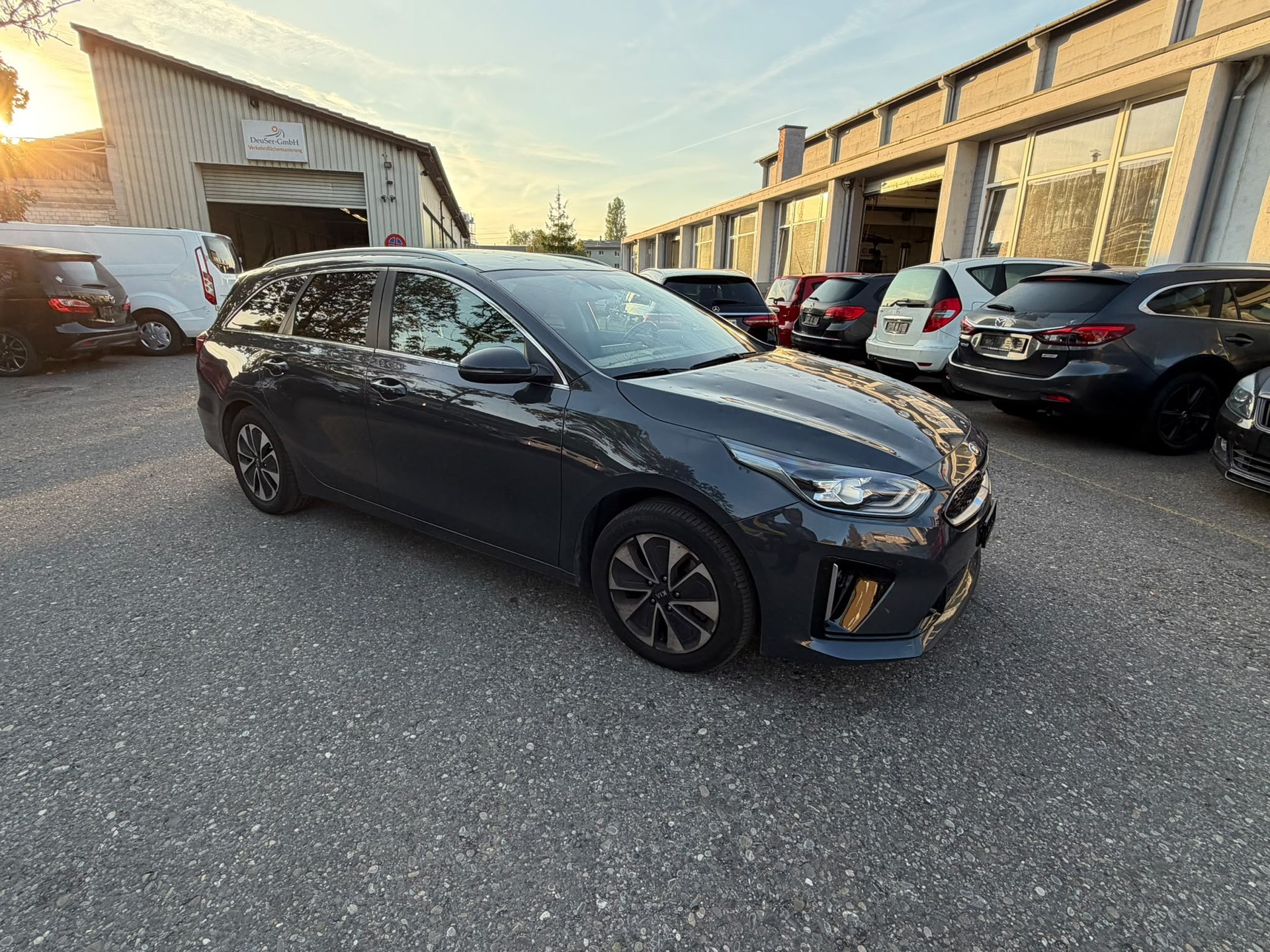 KIA Ceed Sportswagon 1.6 GDi Plug-in Hybrid Style DCT-image-1