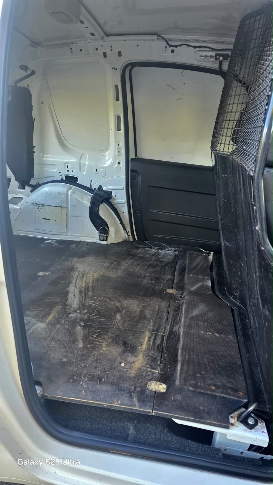SKODA Praktik 1.2 HTP-image-8