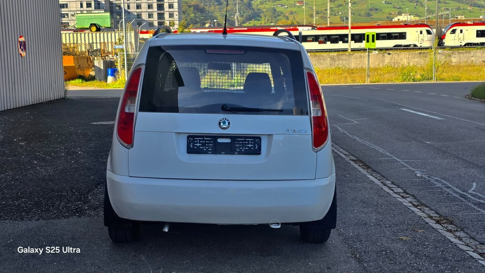 SKODA Praktik 1.2 HTP-image-4