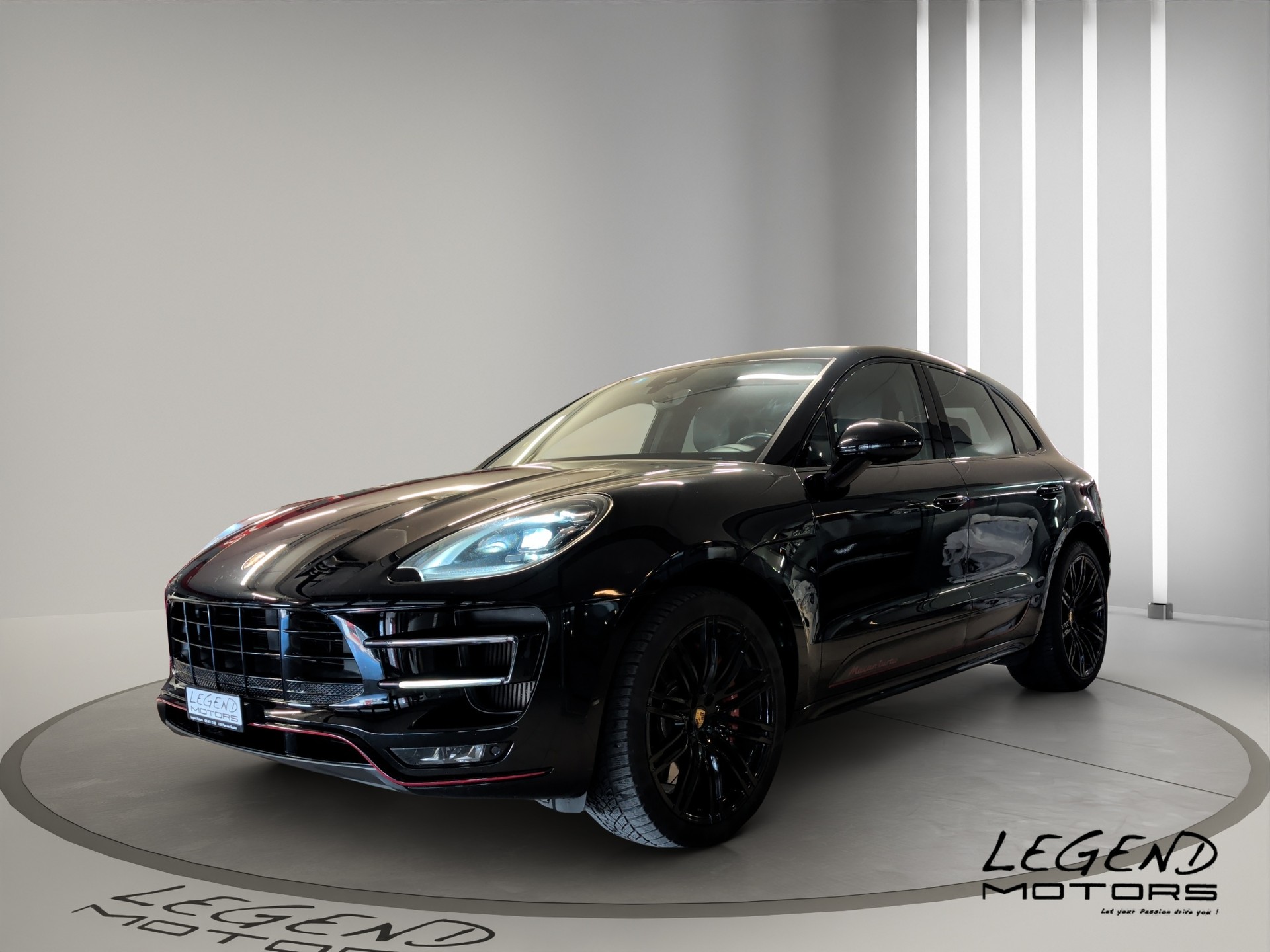 PORSCHE Macan Turbo Exclusive Performance Edition PDK - PORSCHE APPROVED 06-2027 --image-1