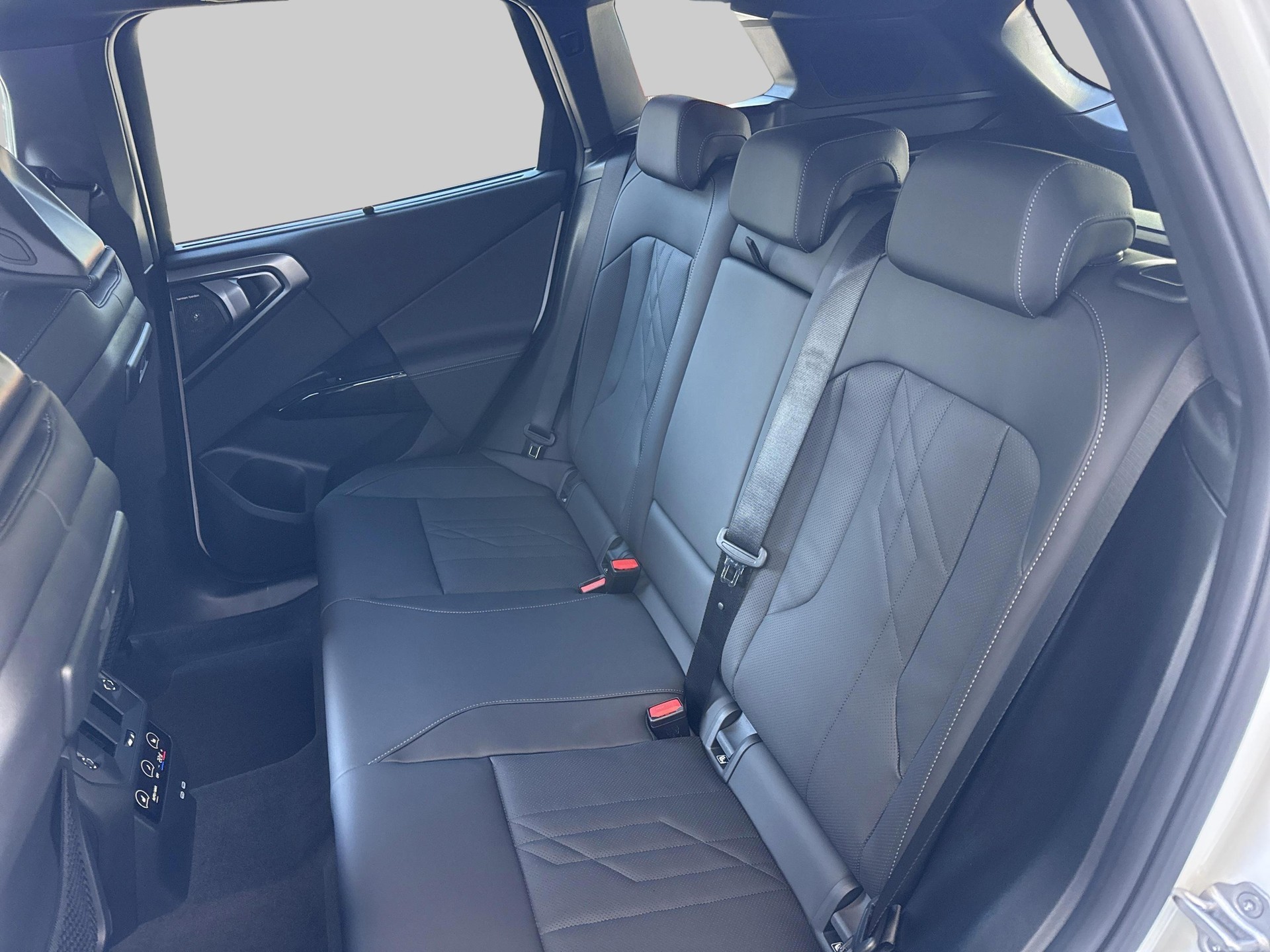 BMW X3 xDrive 40d M Sport-image-16