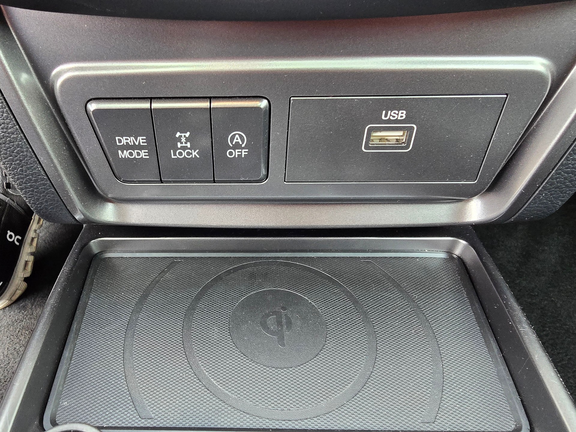 KGM-SsangYong Tivoli 1.5TGDI Tita 4WD A-image-9