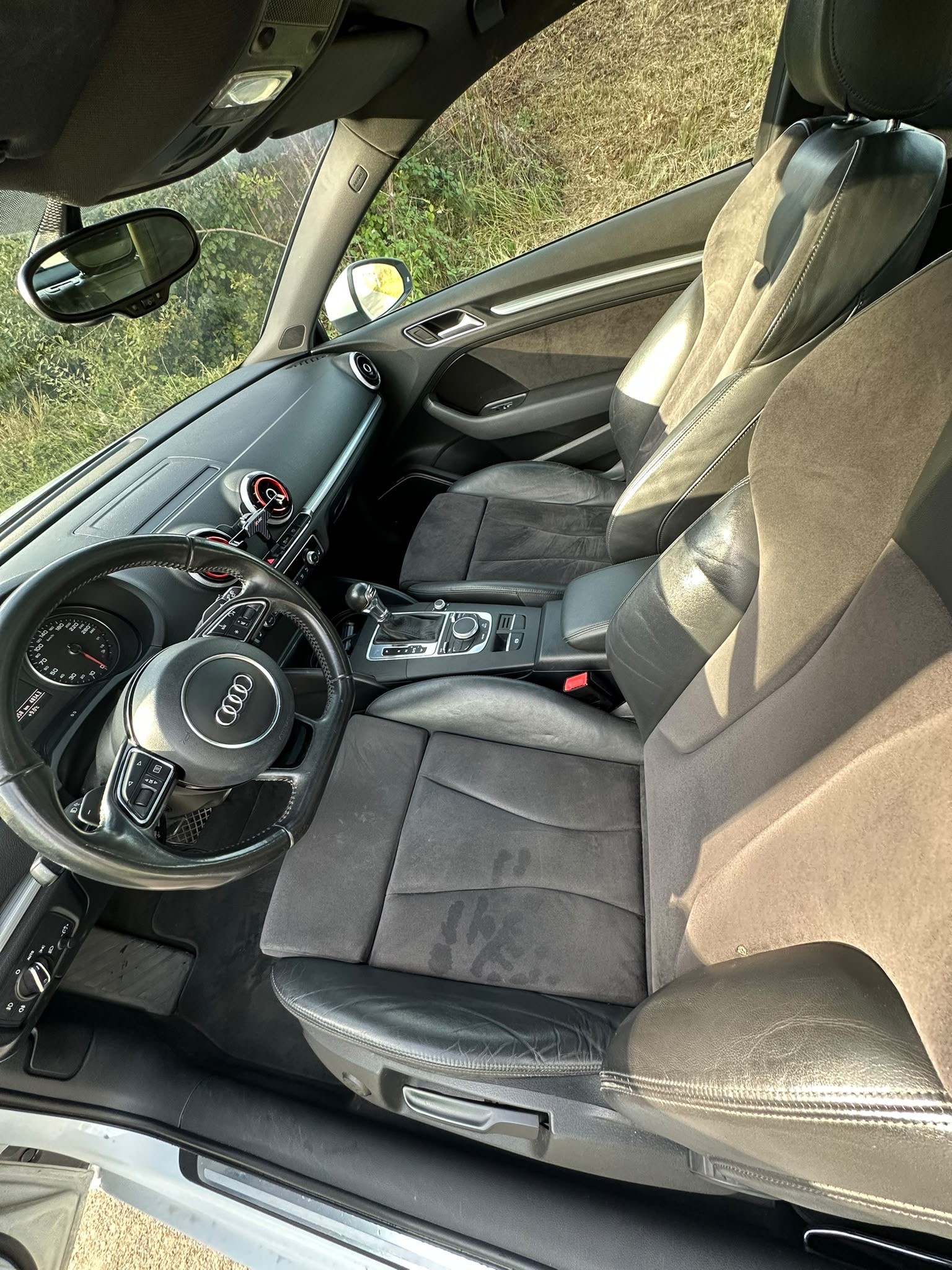 AUDI A3 1.8 TFSI Attraction S-tronic-image-11