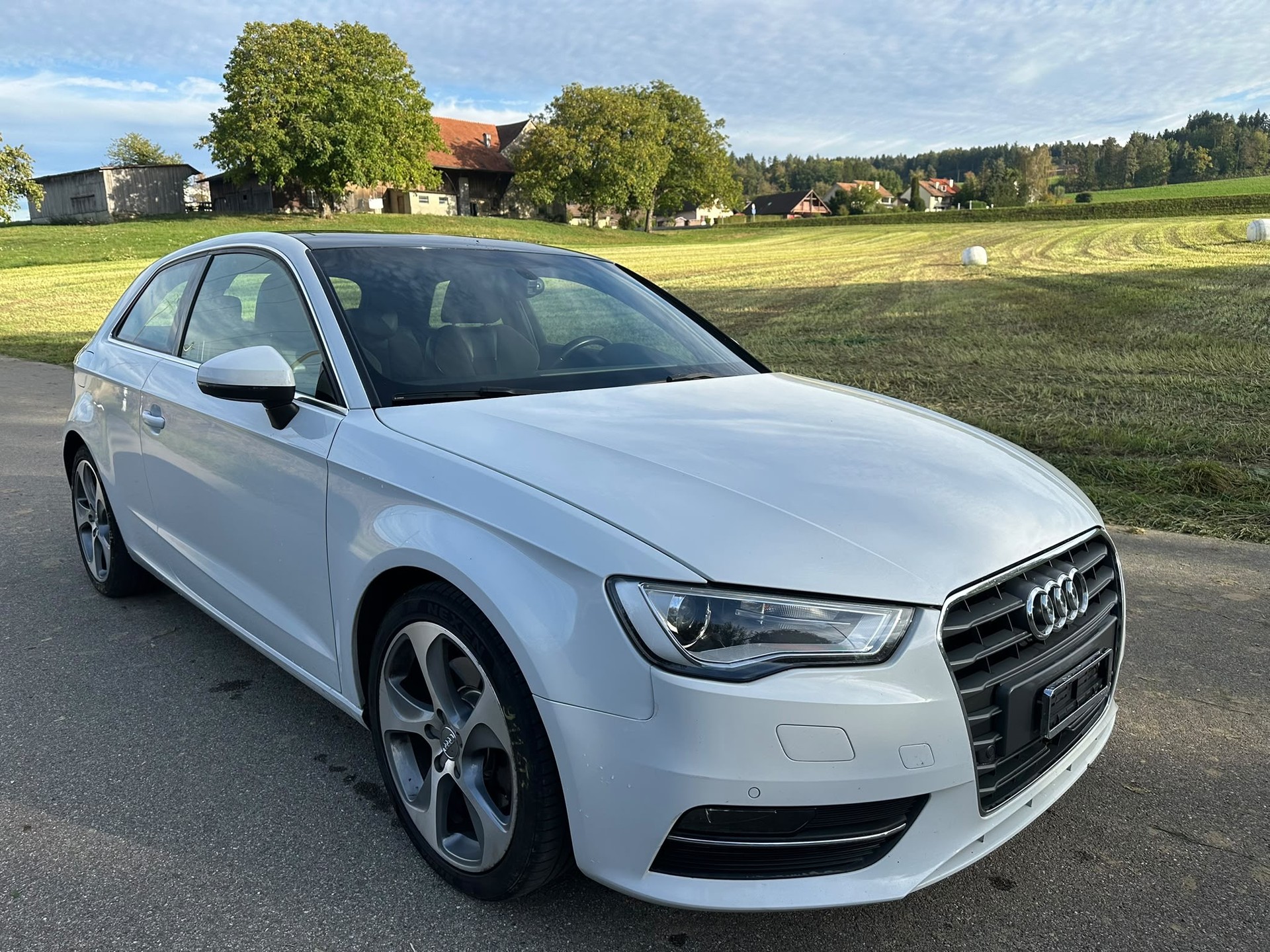 AUDI A3 1.8 TFSI Attraction S-tronic-image-2