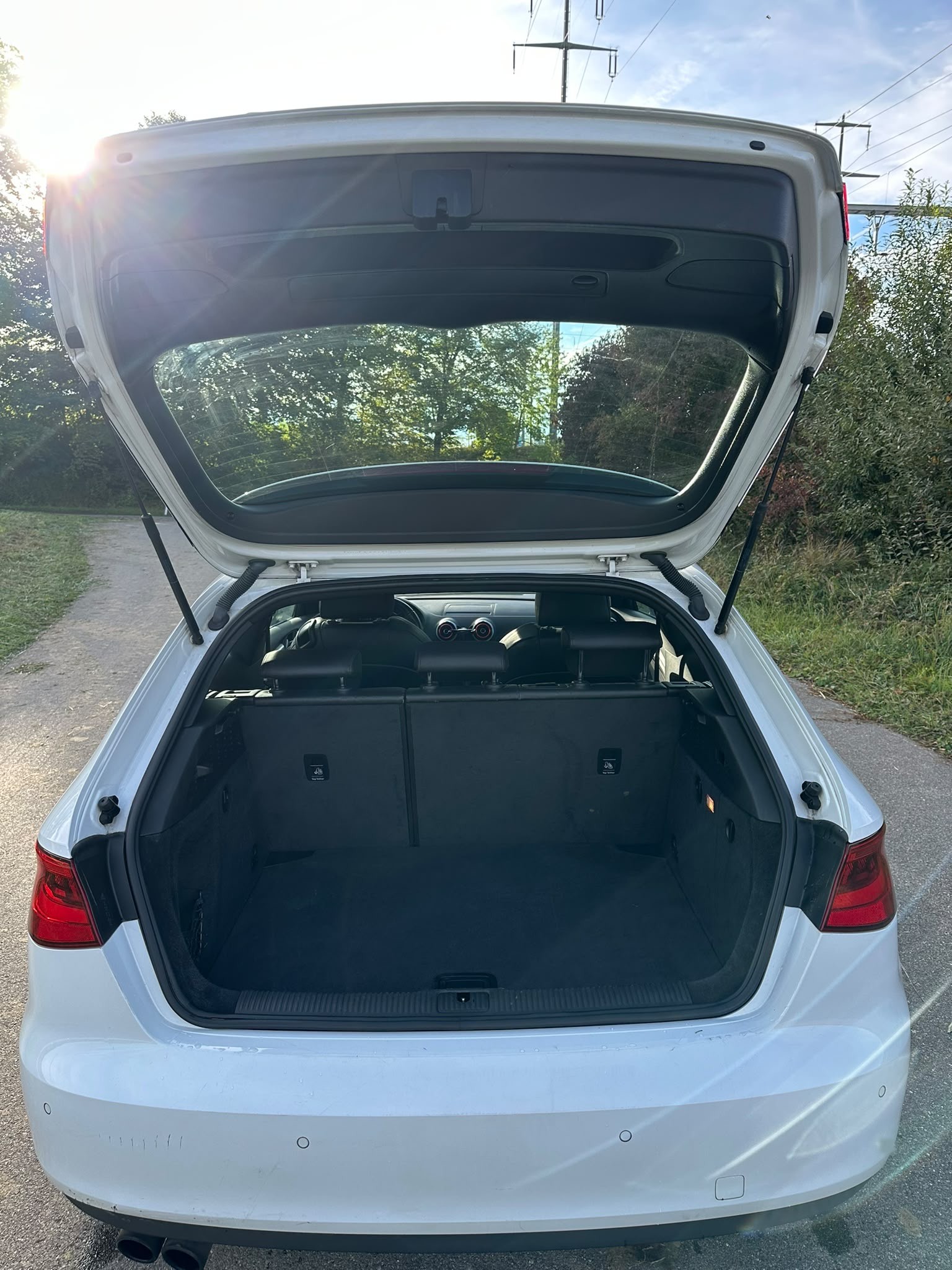 AUDI A3 1.8 TFSI Attraction S-tronic-image-13