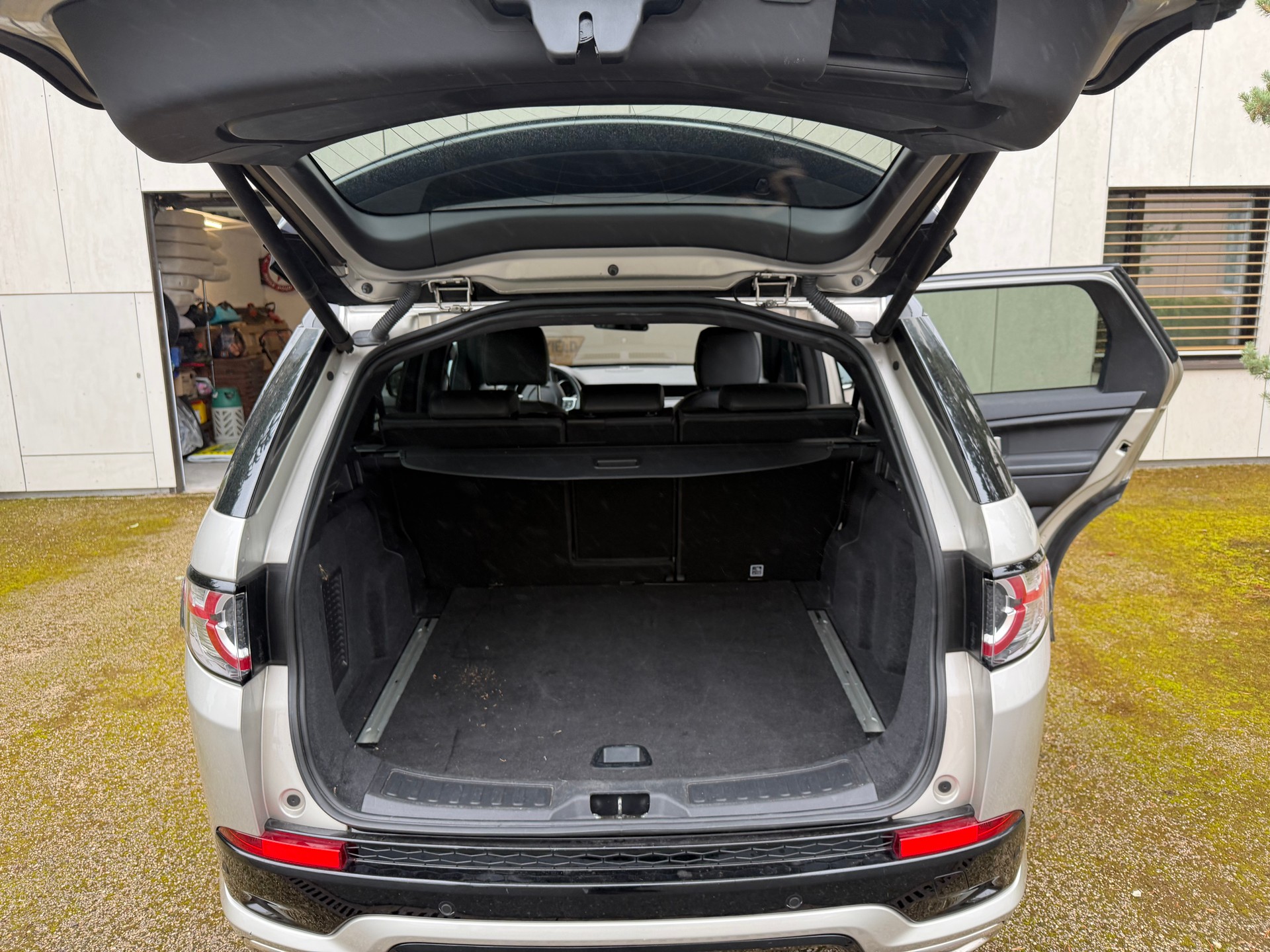 LAND ROVER 2.0 TD4 180 HSE Luxury-image-5