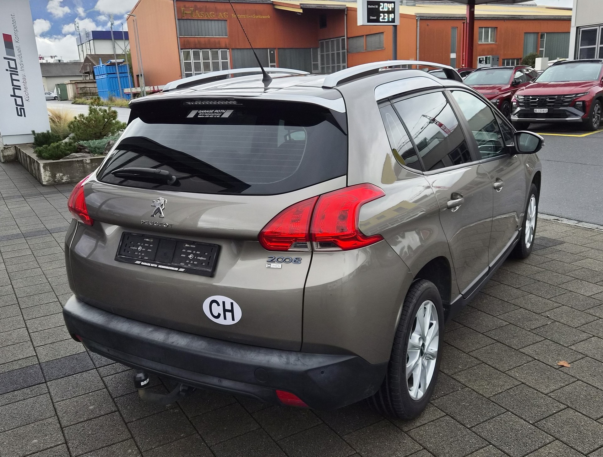 PEUGEOT 2008 1.6 e-HDi Active EGS6-image-4